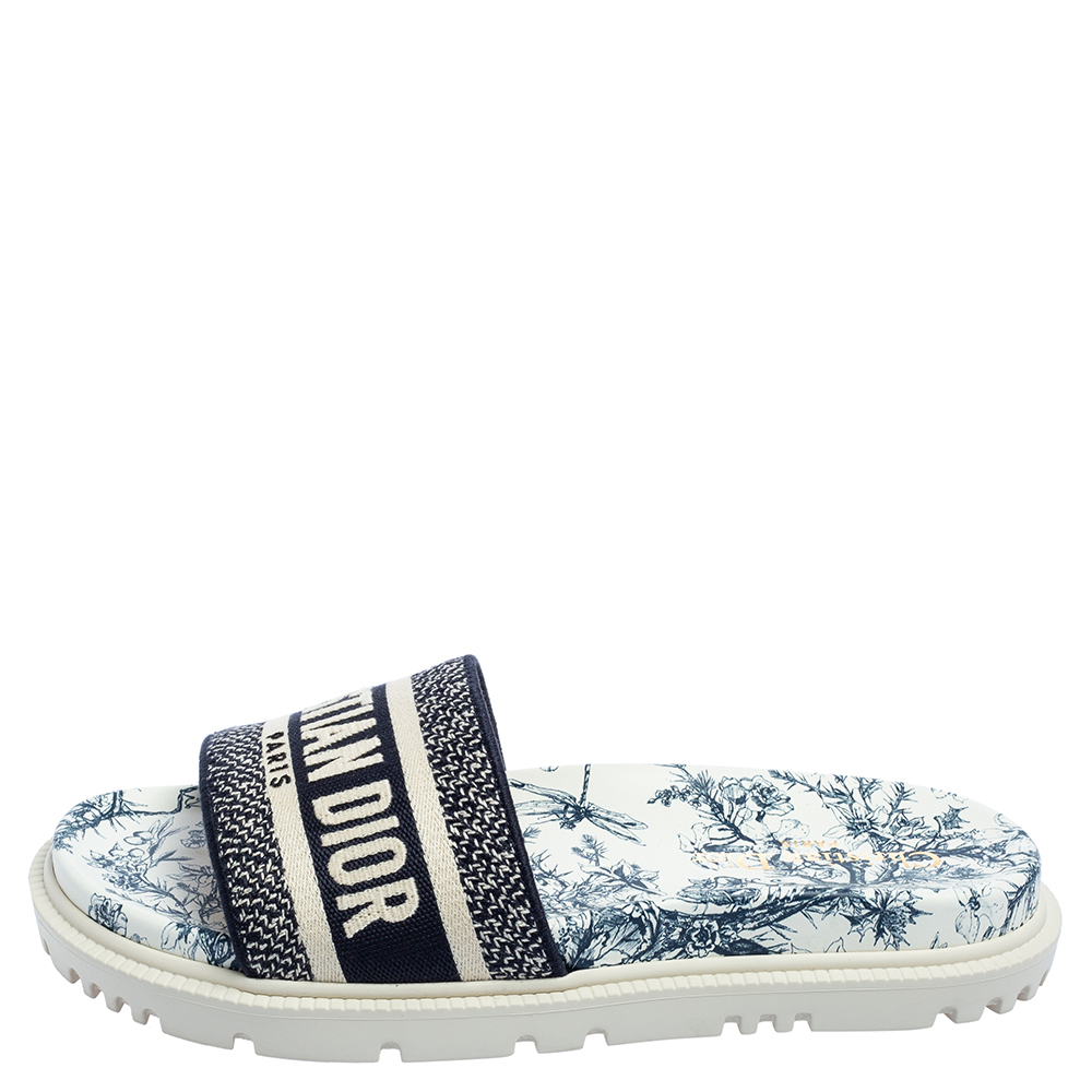

Dior Navy Blue/White Canvas Dway Flat Slides Size
