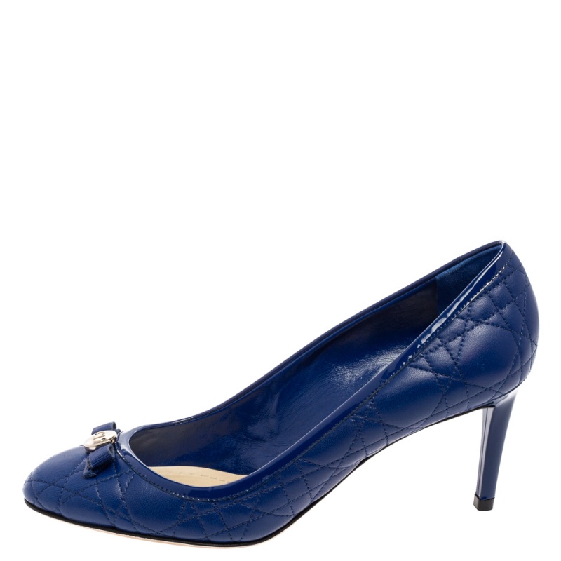 

Dior Royal Blue Cannage Leather Bow Pumps Size