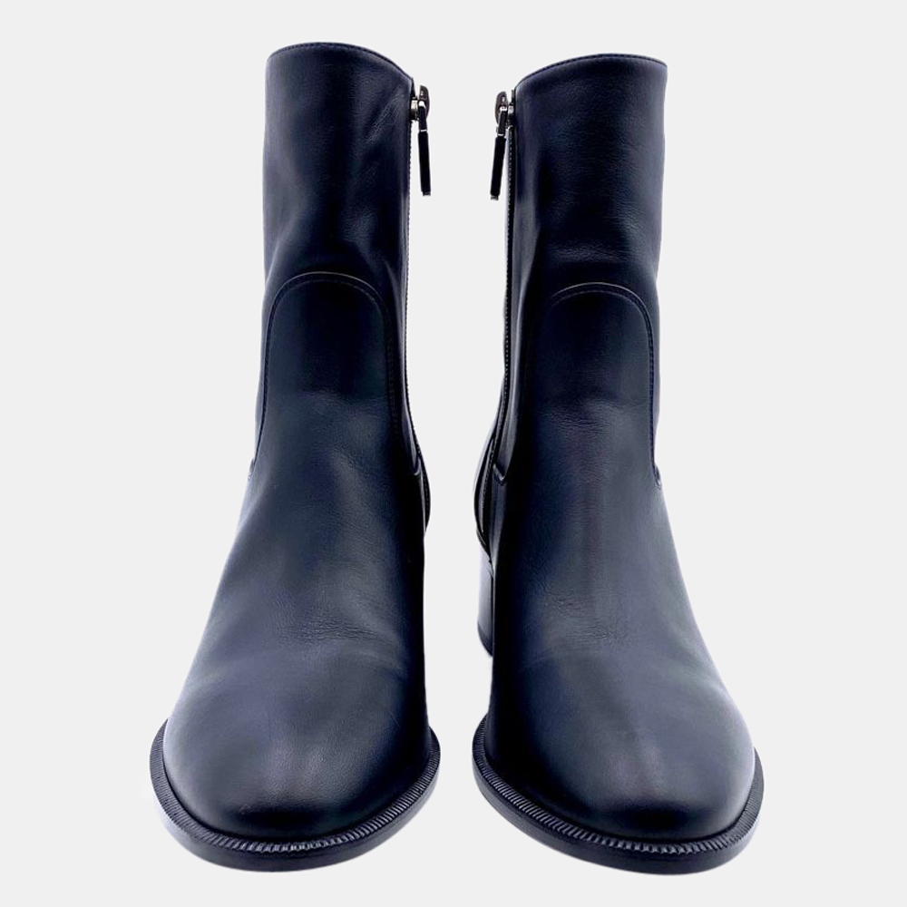 

Dior Black Leather Ankle Boots Size EU