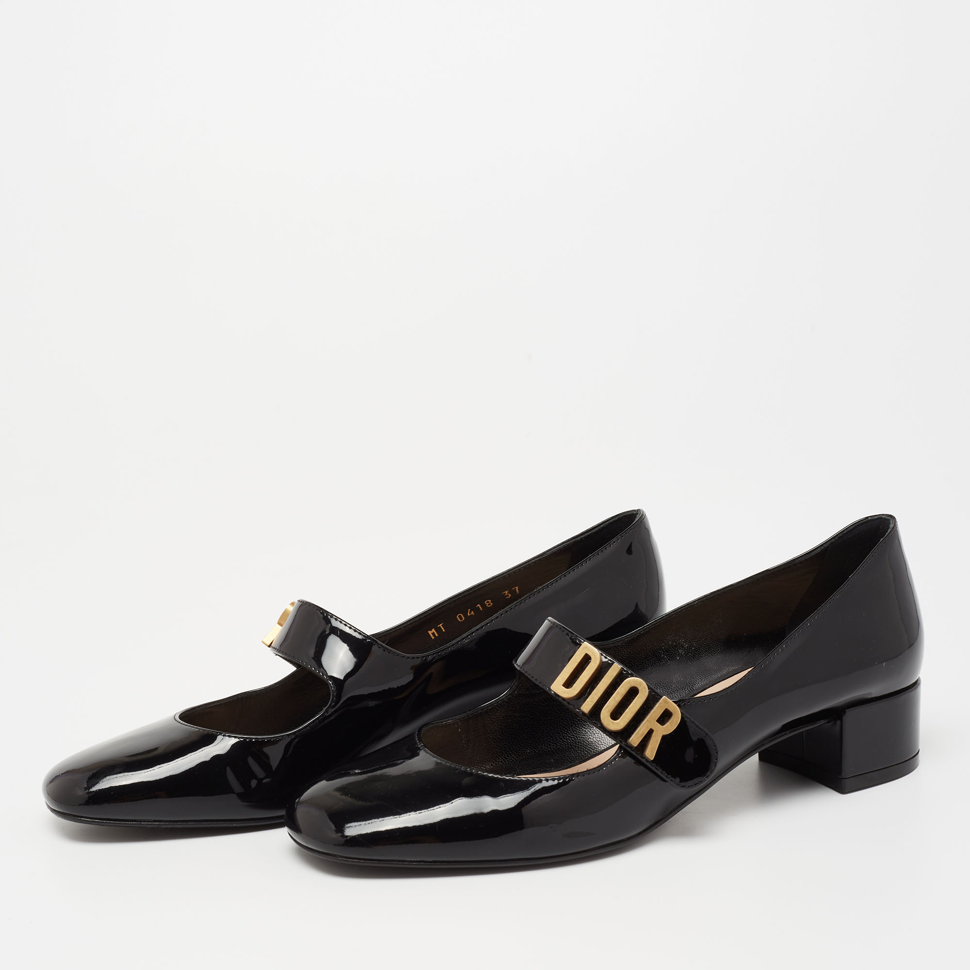 

Dior Black Patent Leather Baby D Mary Jane Pumps Size