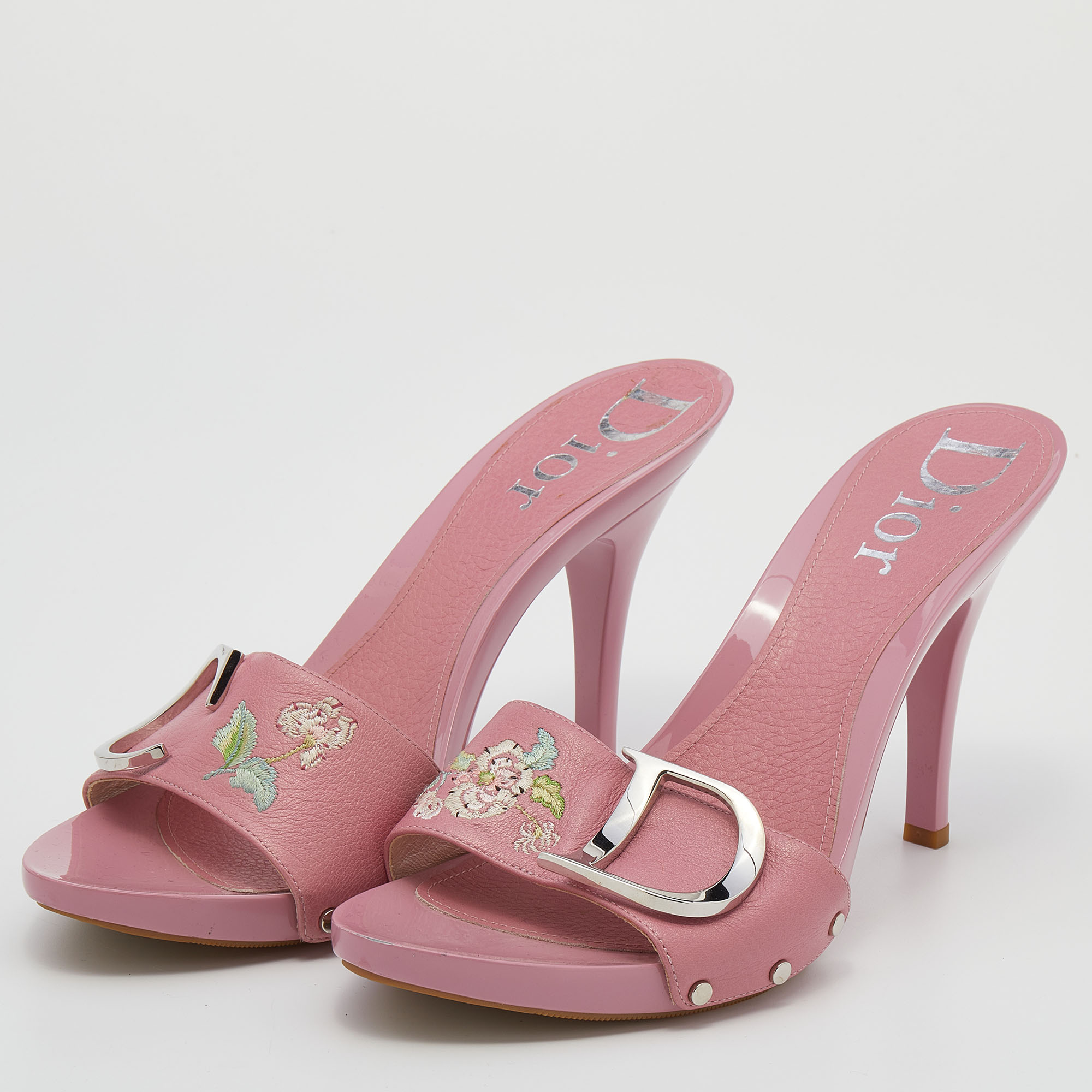 

Dior Pink Leather Flower Embroidery Logo Slide Sandals Size