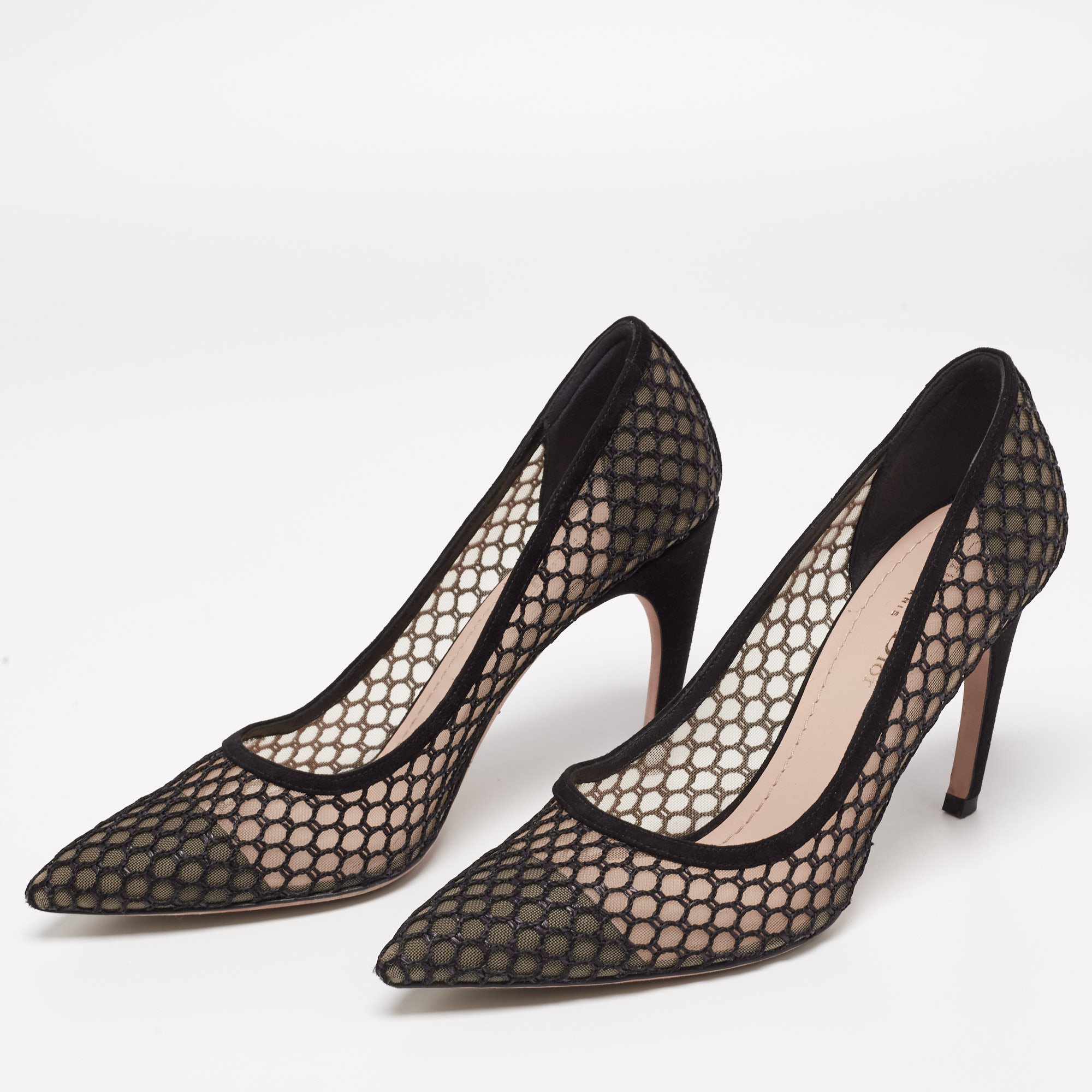 

Christian Dior Black Suede And Mesh Pointed Toe Pumps Size