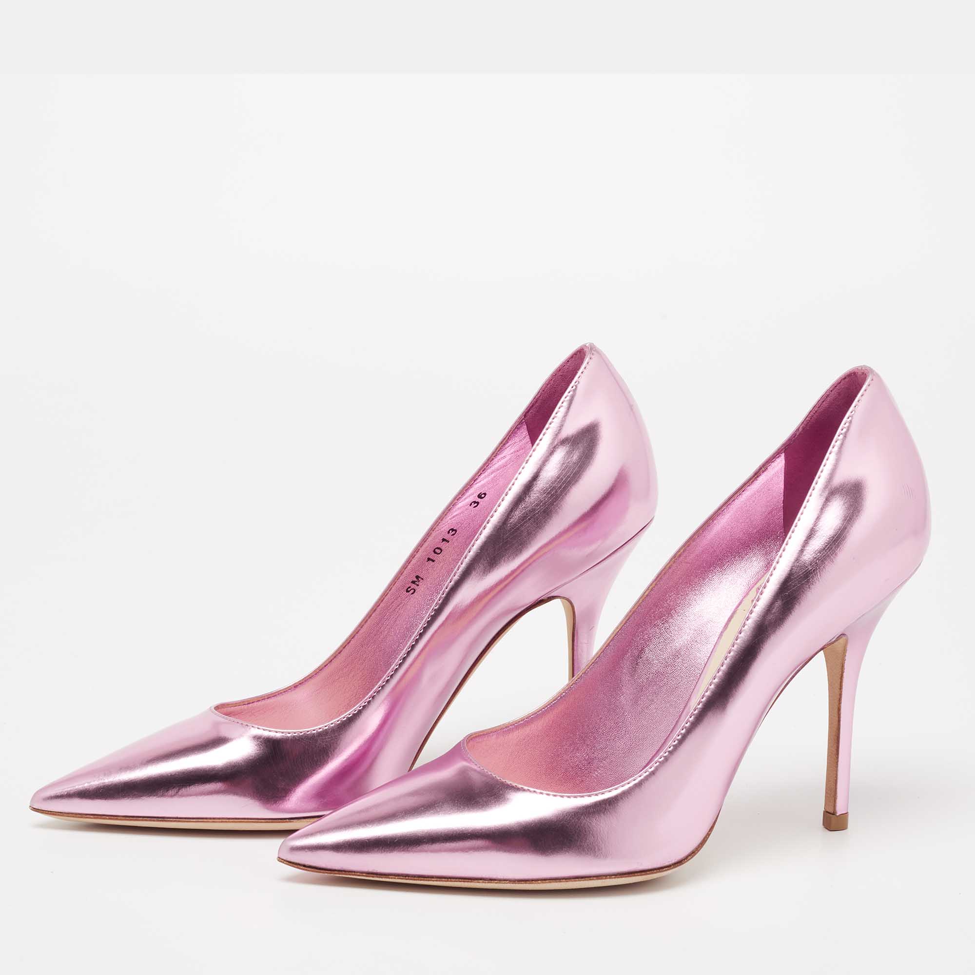 

Dior Metallic Pink Patent Leather Pumps Size