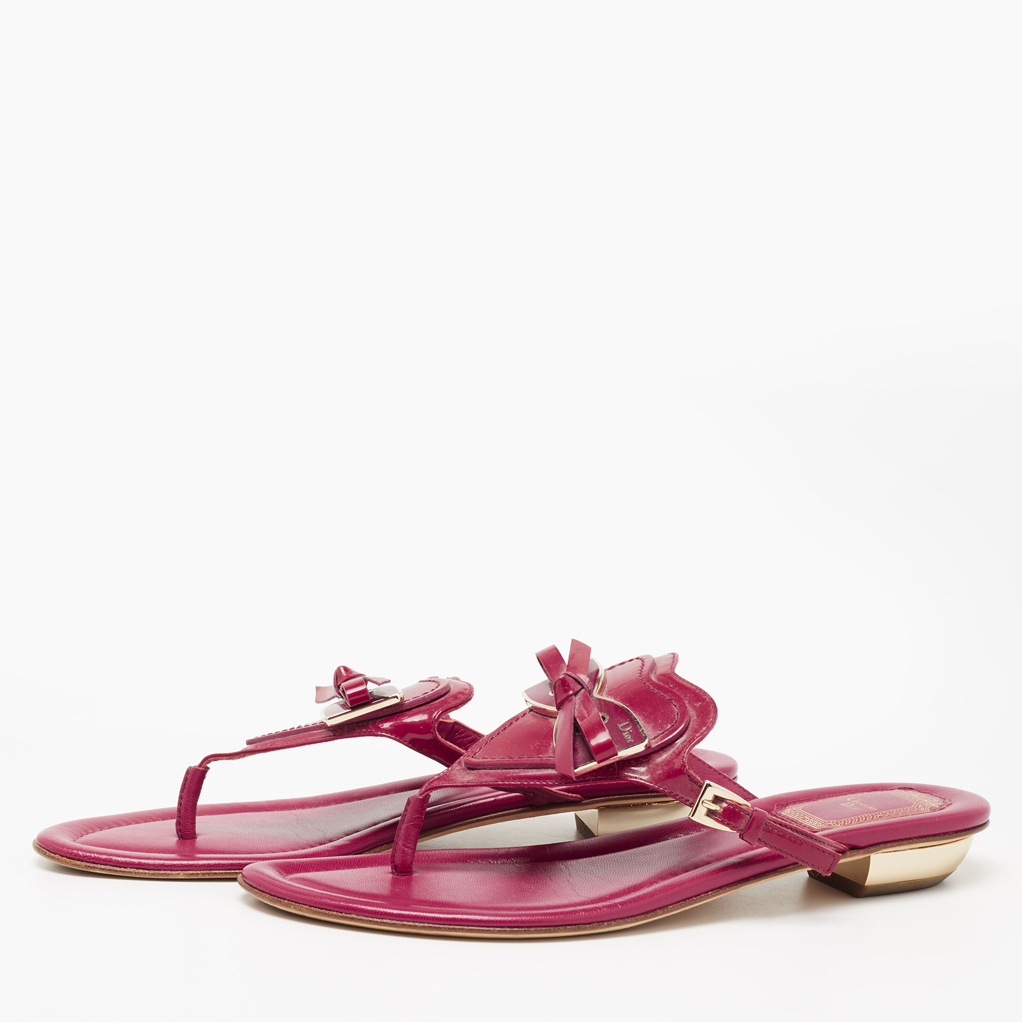 

Dior Red Patent Leather Bow Flat Sandals Size