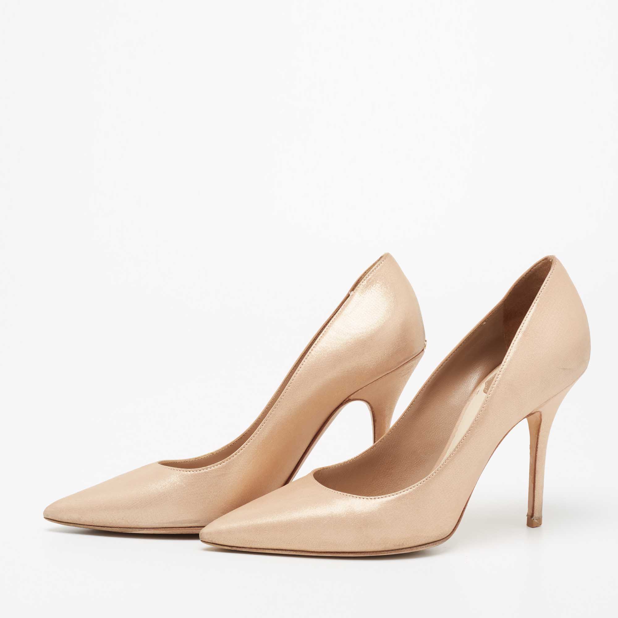 

Dior Metallic Beige Lamé Fabric Cherie Pointed-Toe Pumps Size