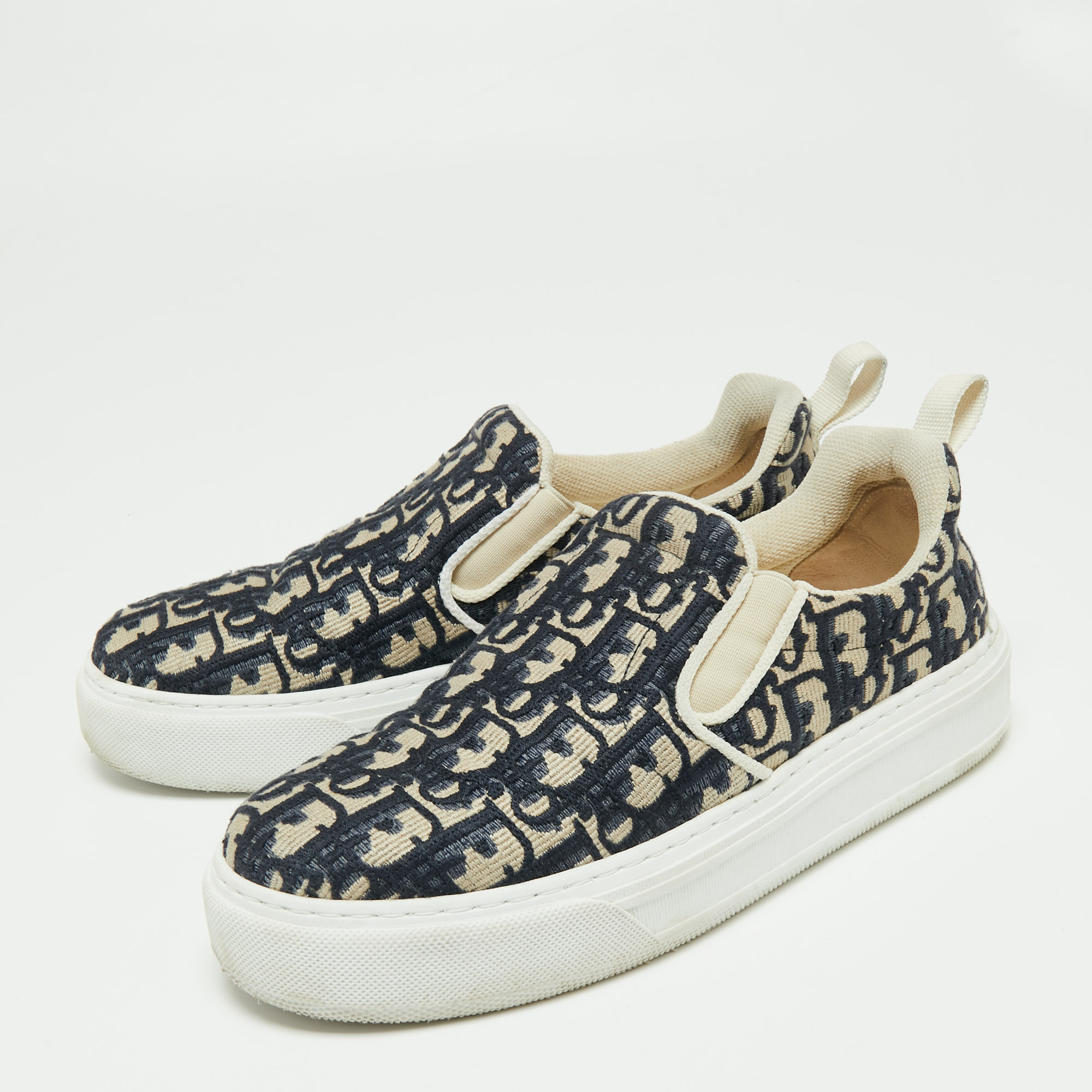 

Dior Navy Blue Oblique Canvas Solar Slip On Sneakers Size