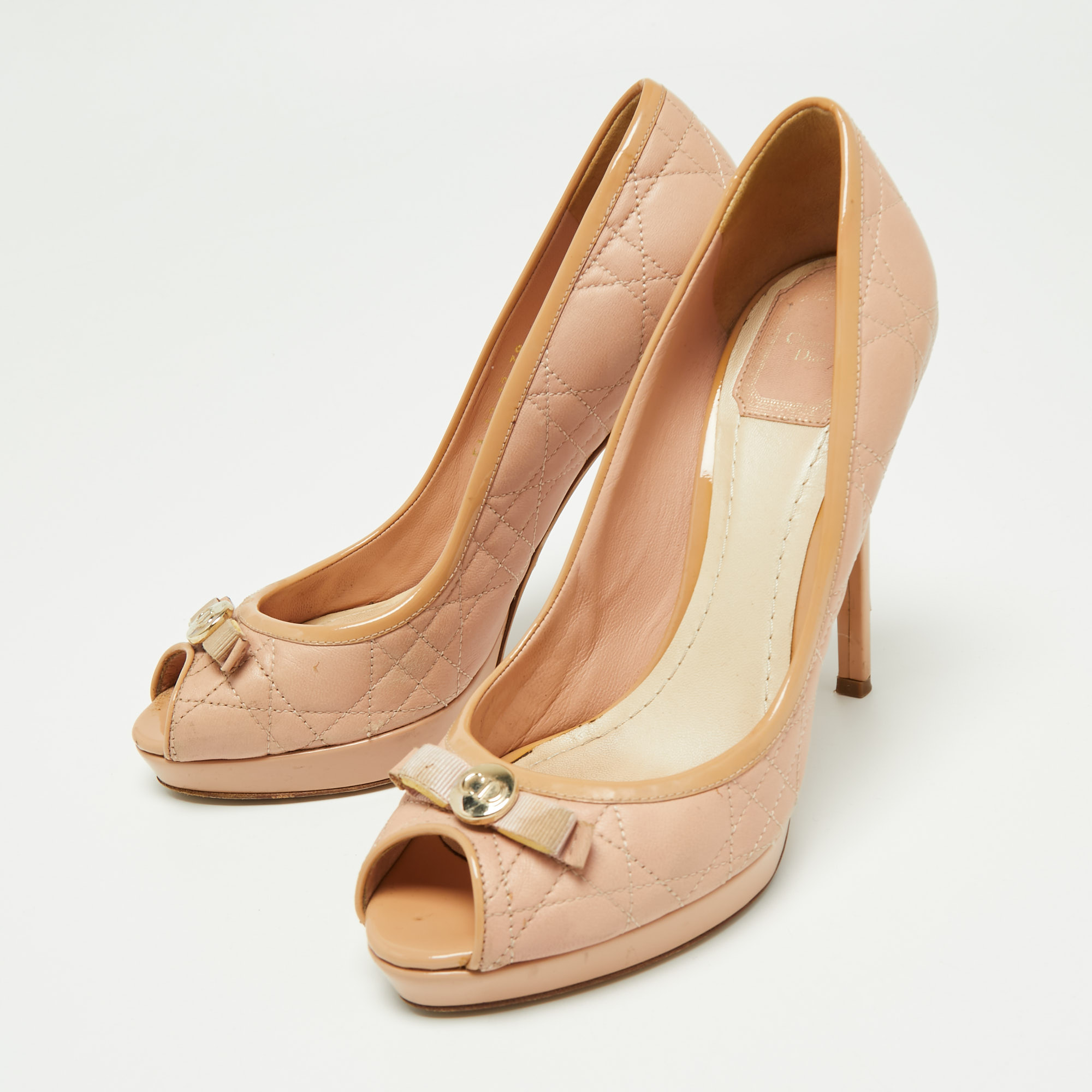 

Dior Brush Pink/Beige Cannage Leather And Patent Bow Peep Toe Pumps Size