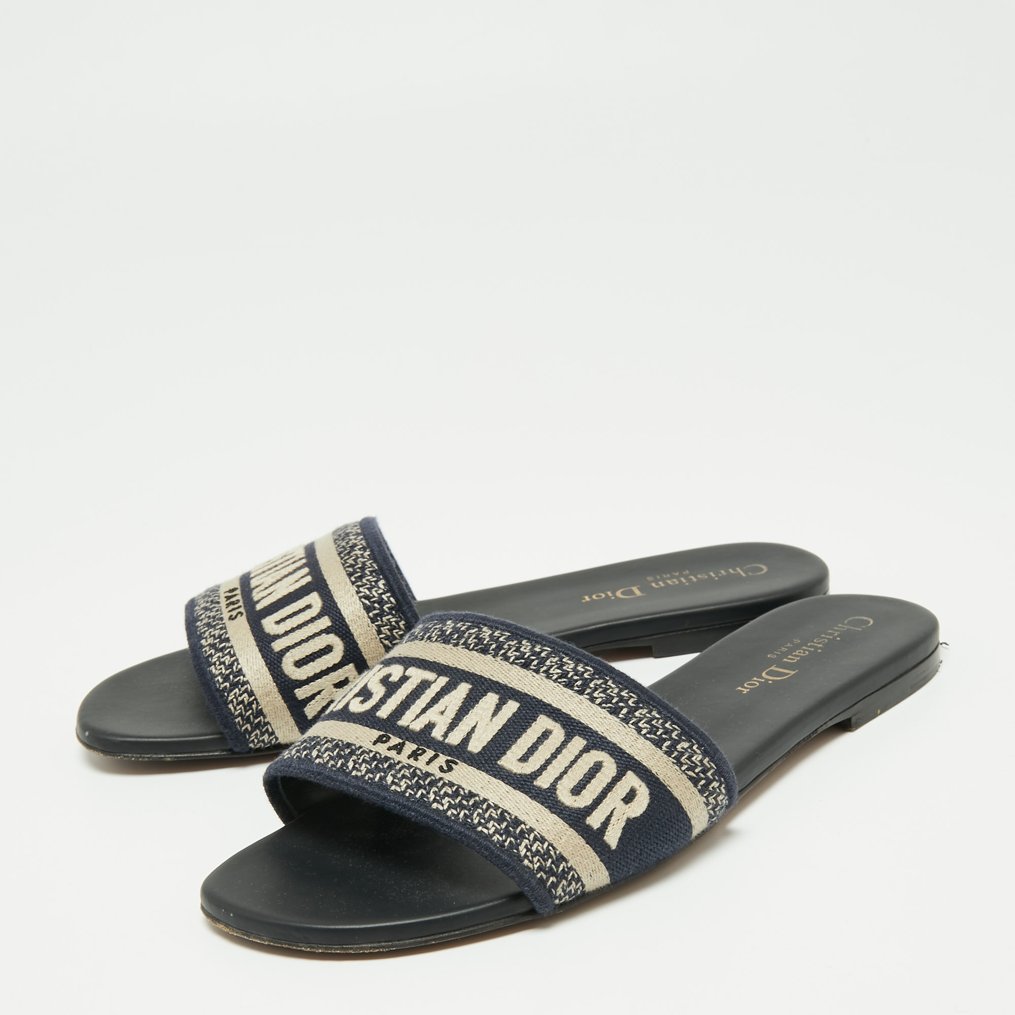 

Dior Blue/White Cotton Fabric Embroidered Dway Logo Slide Flats Size
