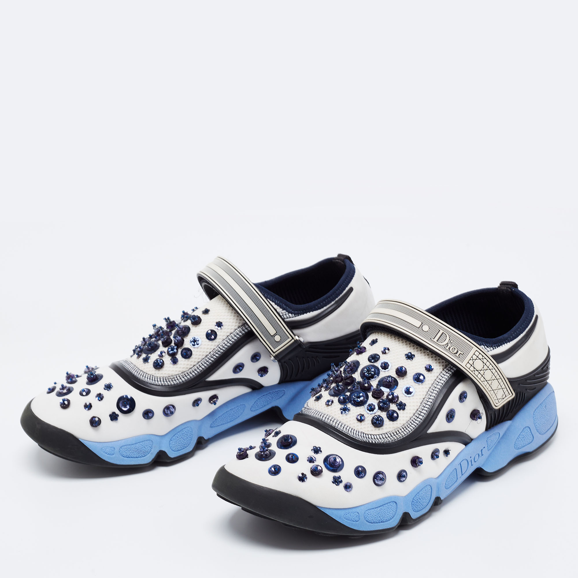 

Dior White/Blue Mesh And Stretch Fabric Fusion Embellished Low Top Sneakers Size