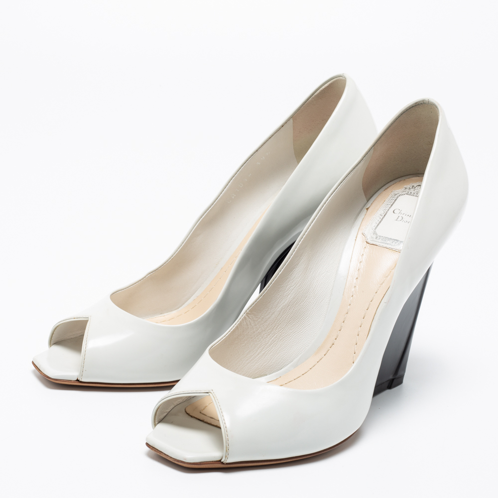 

Dior White Leather Peep Toe Pumps Size