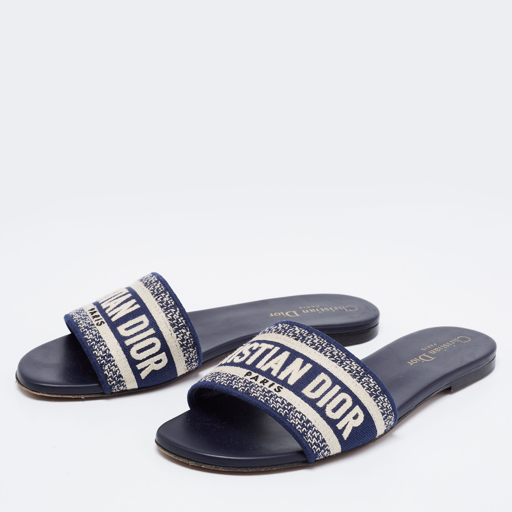 

Dior Navy Blue/White Embroidered Canvas Dway Flat Slides Size