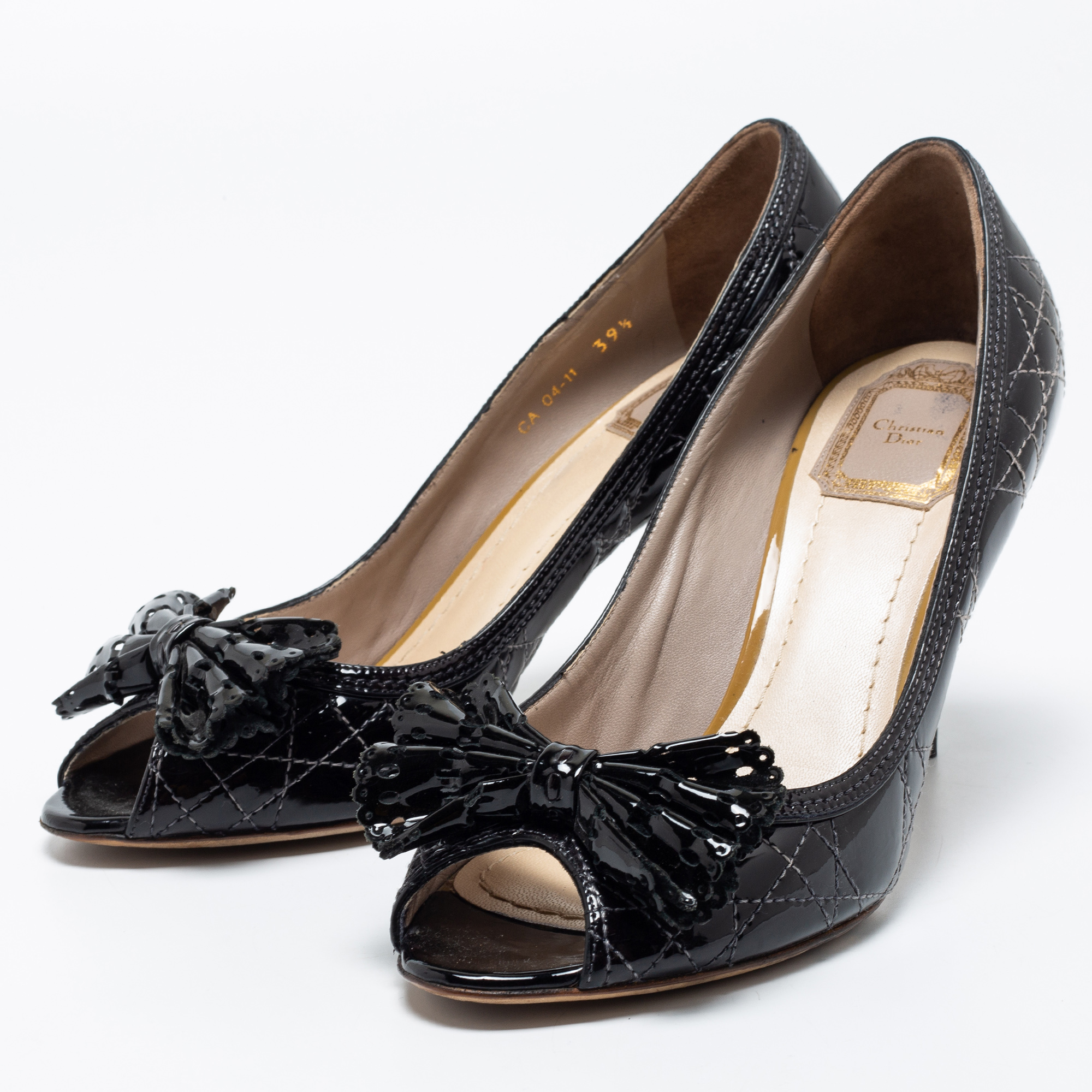 

Dior Black Cannage Patent Leather Bow Peep-Toe Pumps Size