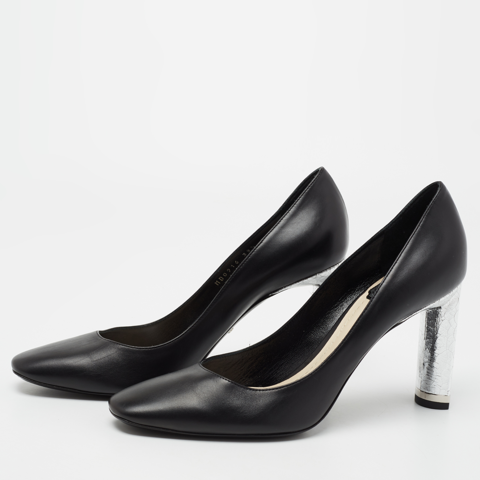 

Dior Black Leather Blook Heel Pumps Size