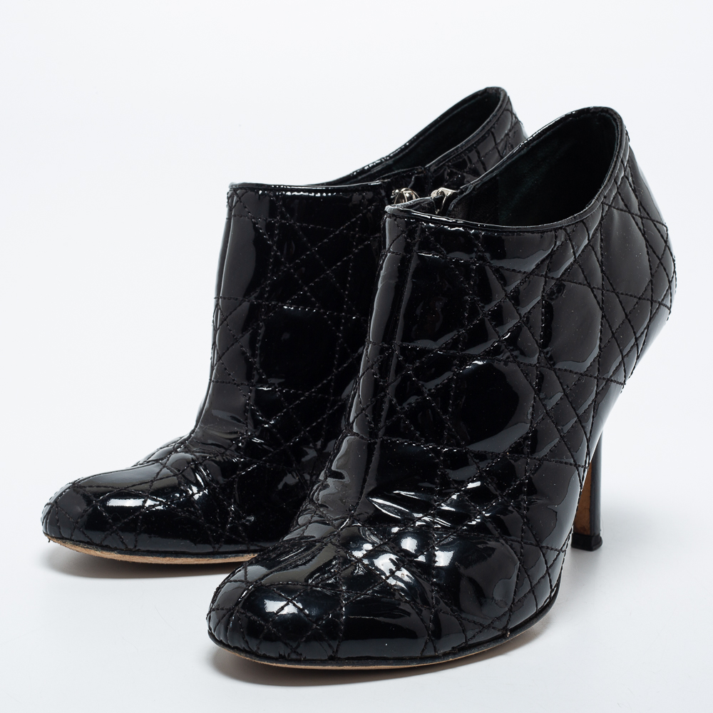 

Dior Black Patent Leather Cannage Quilted Ankle Boots Size