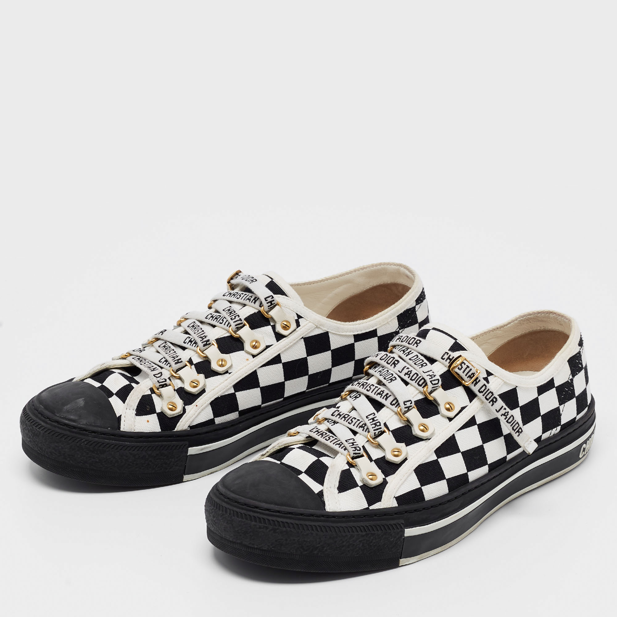 

Dior Black/White Checkerboard Canvas Walk'n'Dior Sneakers Size