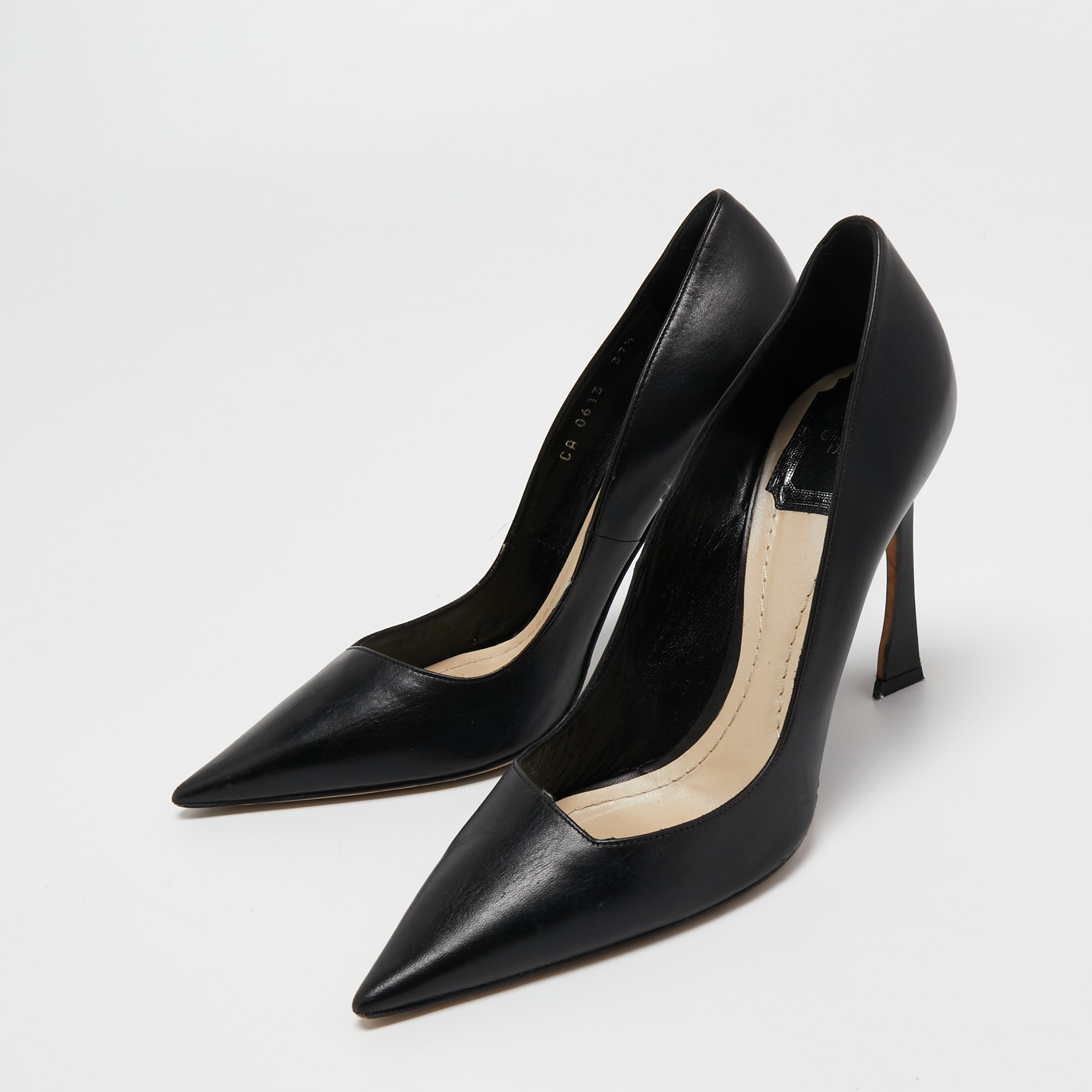 

Dior Black Leather Pointed Toe Pumps Size