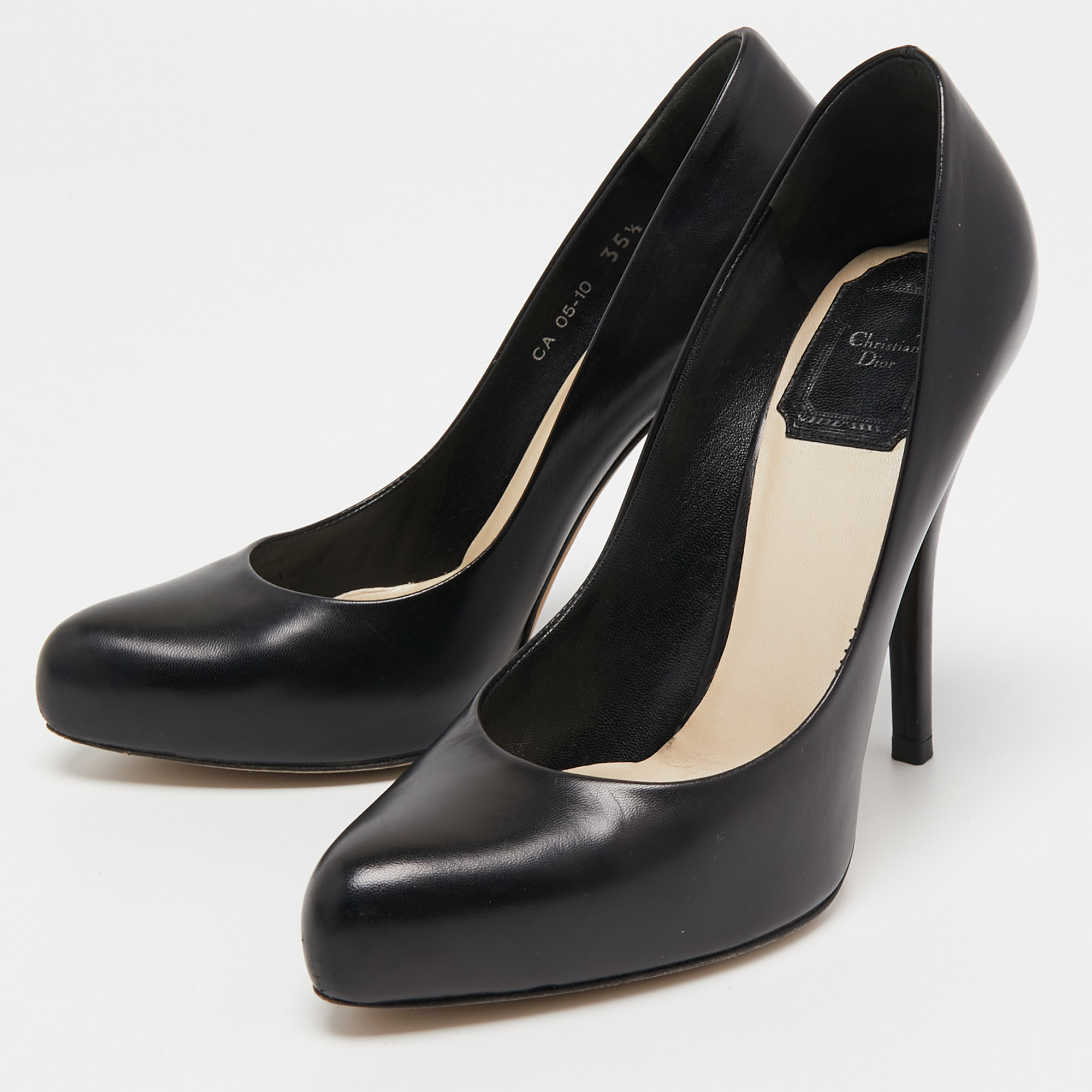 

Dior Black Leather Pointed Toe Pumps Size
