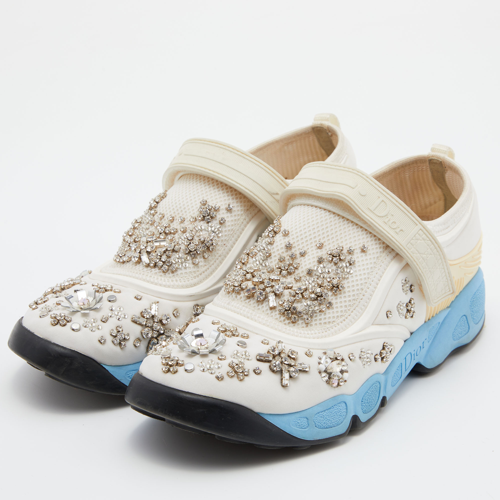 

Dior White Stretch Fabric and Mesh Fusion Crystal Embellished Low Top Sneakers Size