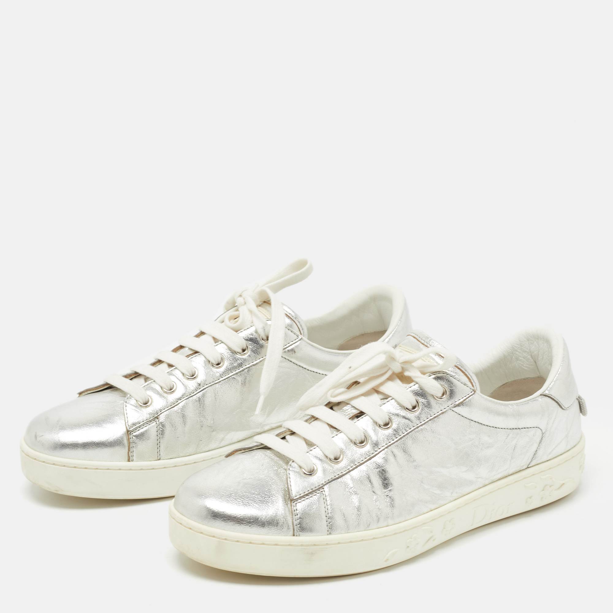 

Dior Silver Crinkled Leather Low Top Sneakers Size