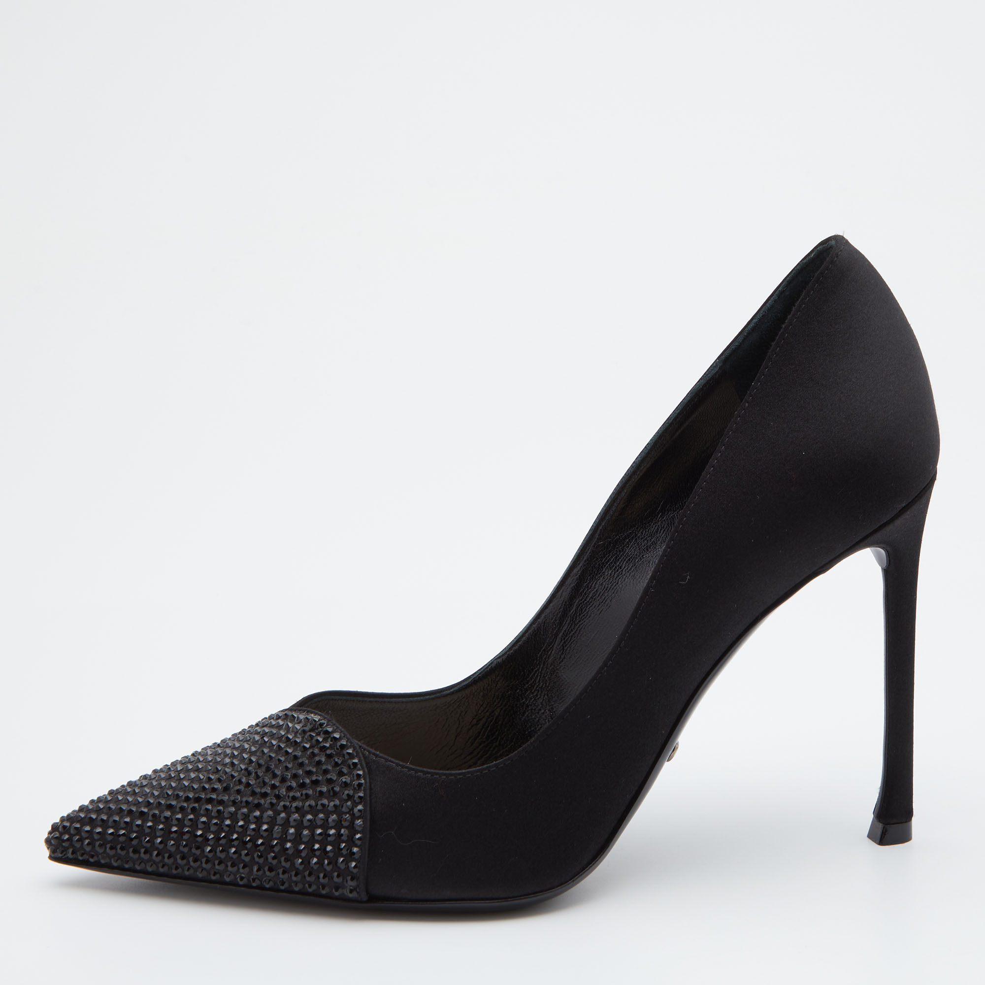 Click to view more detailed imagery on our partner's website Pre-owned Dior Black Satin Songe Crystal Embellished Pointed Toe Pumps Size 37