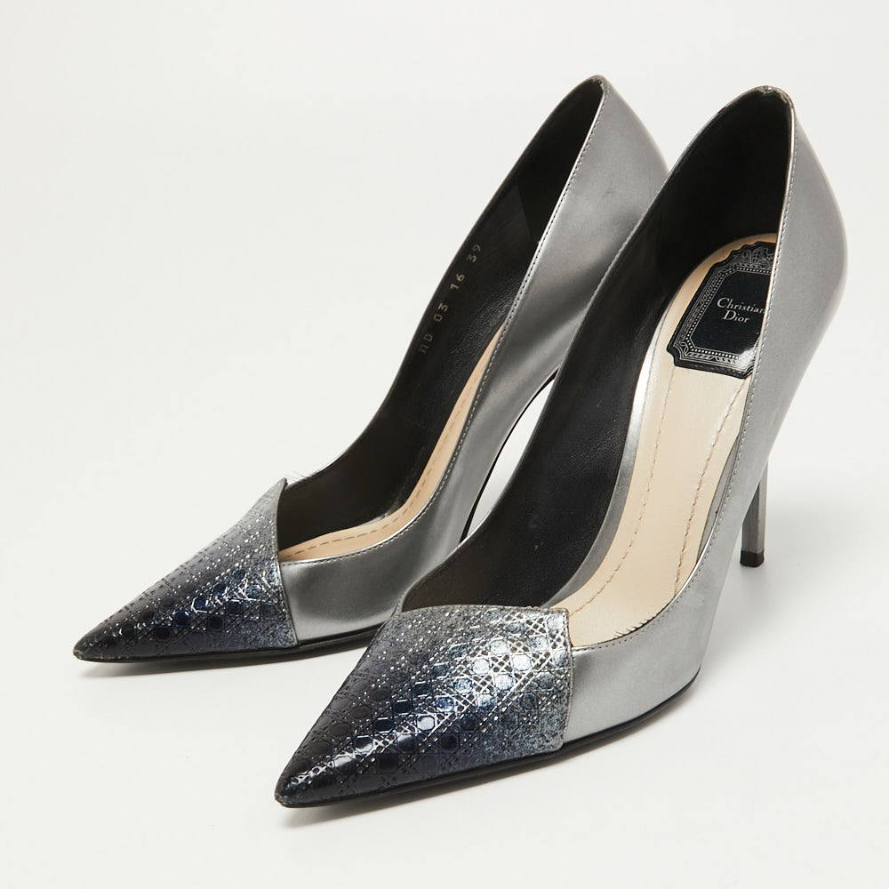 

Dior Grey/Blue Patent Pointed Toe Pumps Size 39