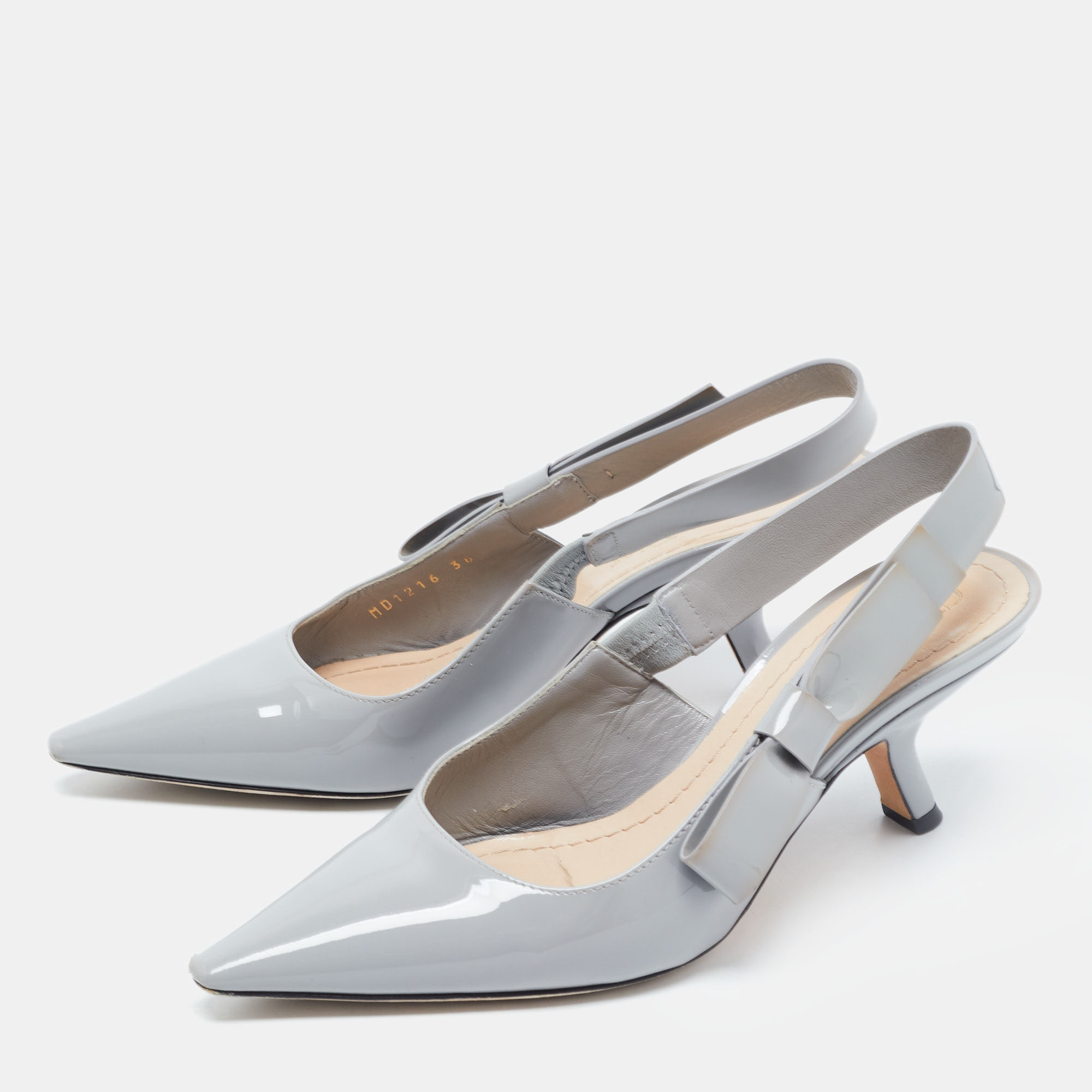 

Dior Grey Patent Leather Bow Slingback Pumps Size
