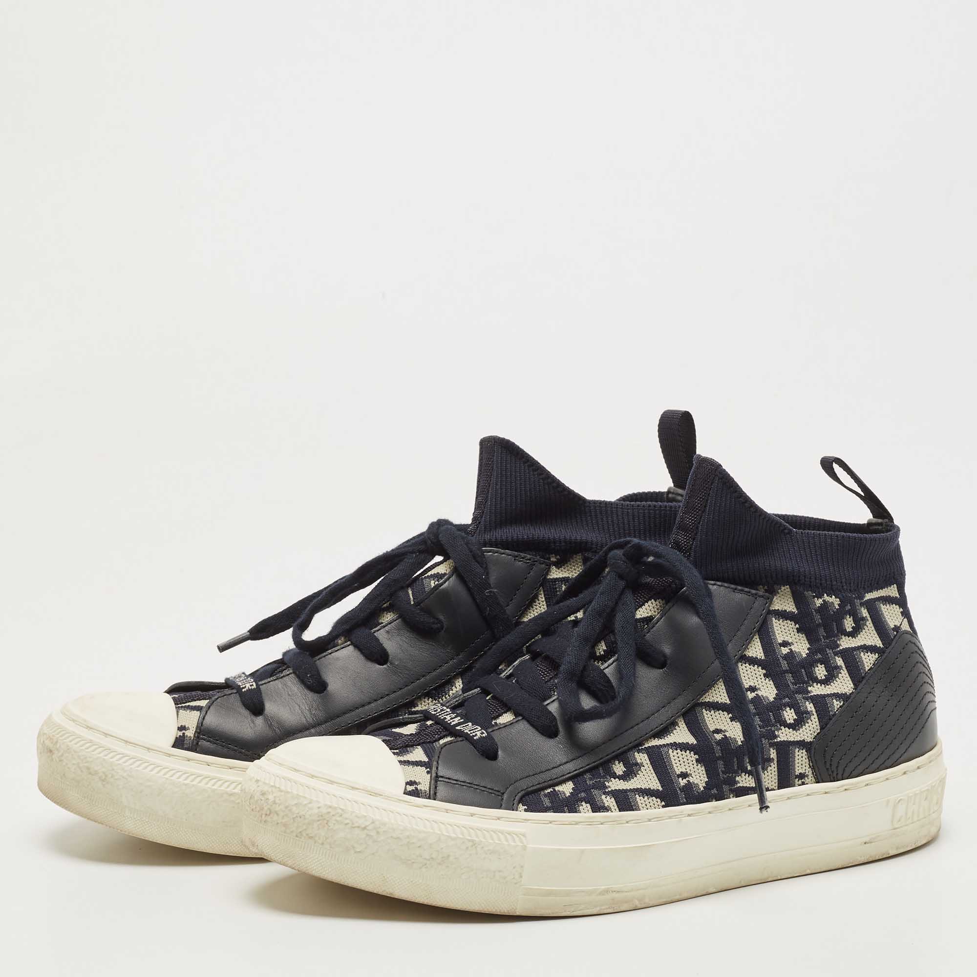 

Dior Navy Blue Fabric and Leather Walk'n'dior Sneakers Size