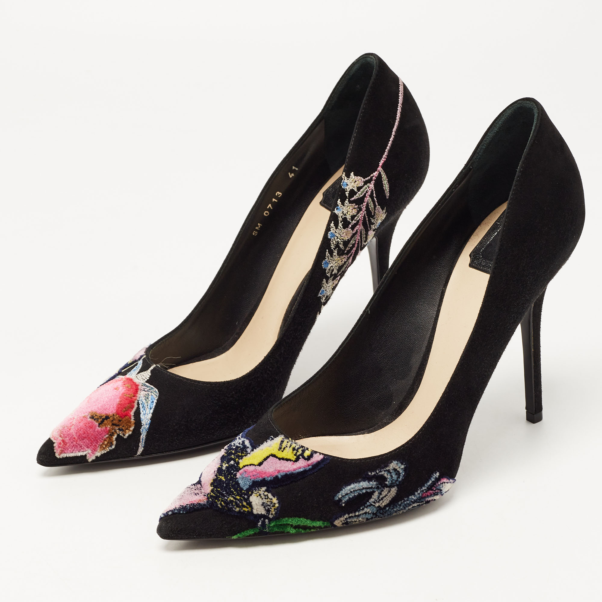 

Dior Black Suede Velvet Patch and Embroidered Pumps Size