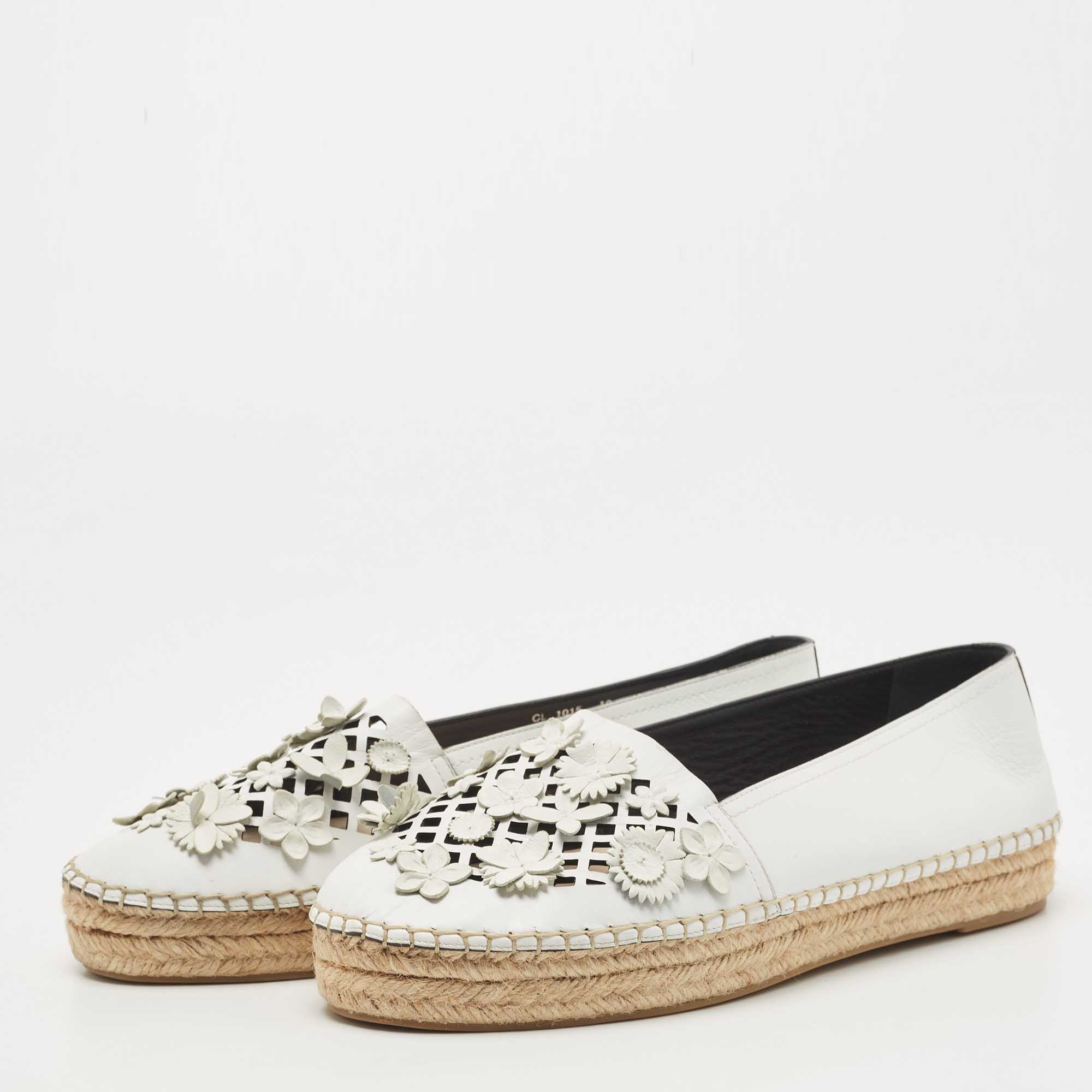 

Dior White Laser Cut Leather Flower Applique Flore Flat Espadrilles Size