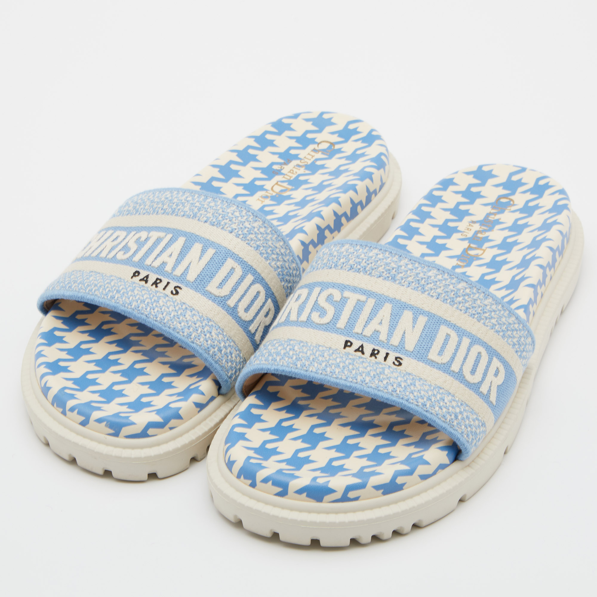 

Dior Blue/White Canvas Dway Flat Slides Size