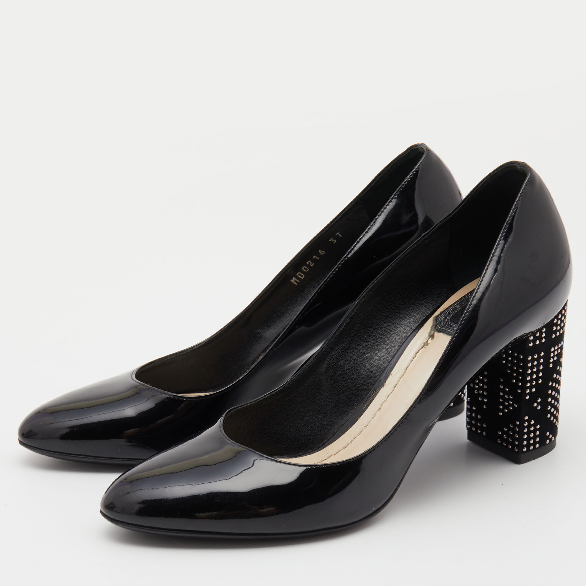 

Dior Black Patent Leather Studded Block Heel Pumps Size
