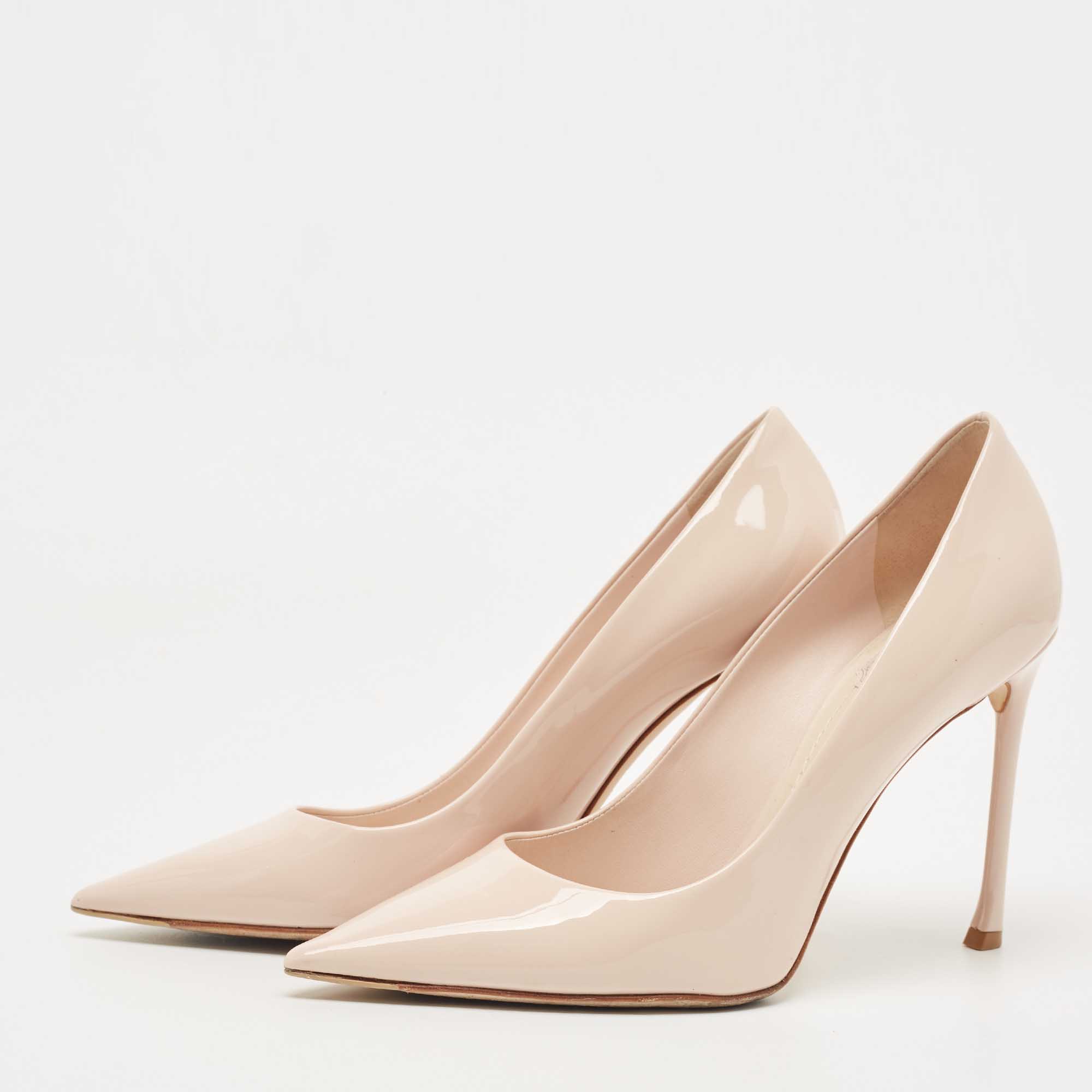 

Dior Beige Patent Pointed Toe Pumps Size