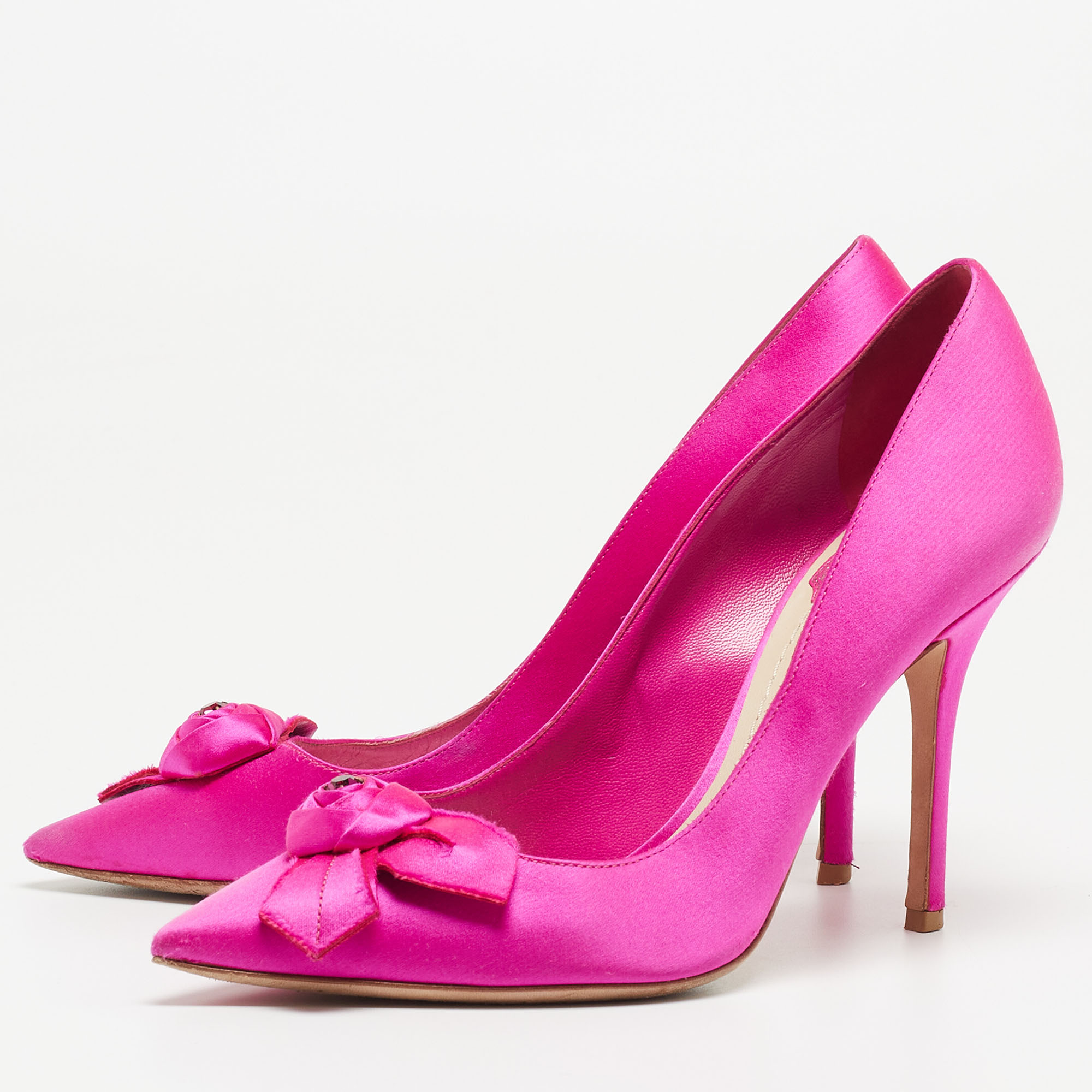 

Dior Purple Satin Embellished Pumps Size, Pink
