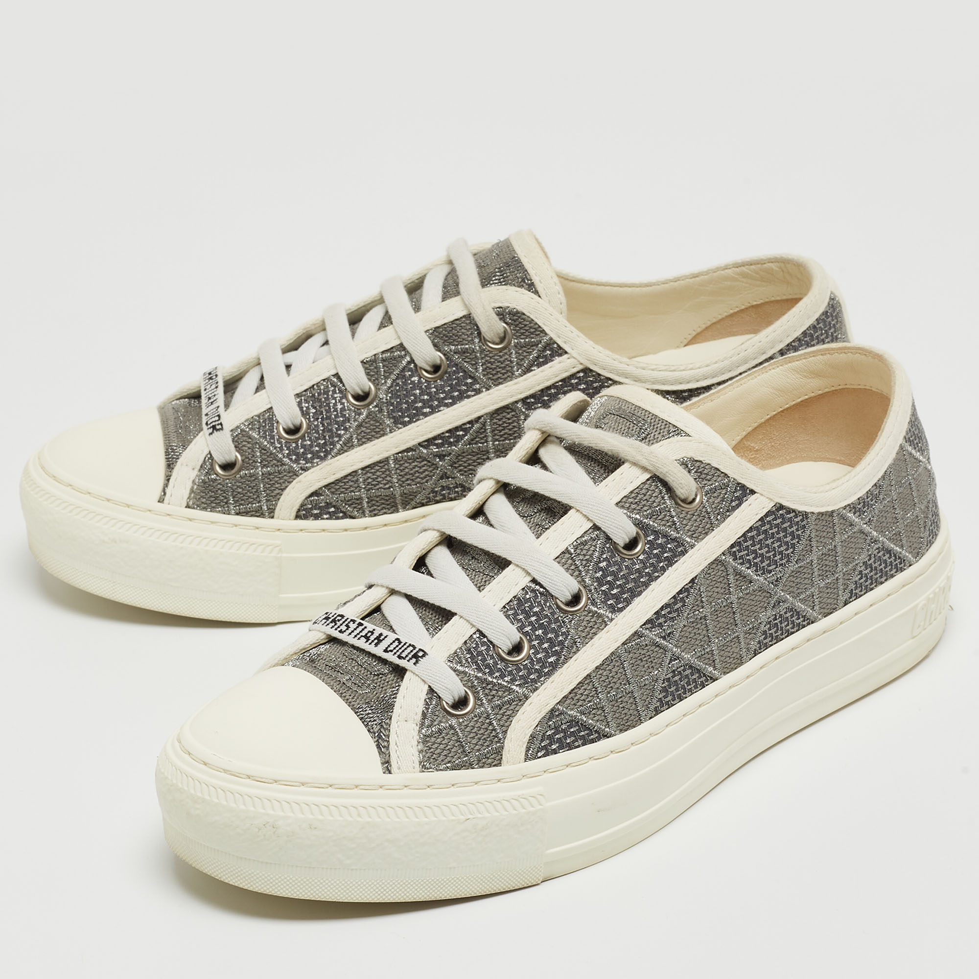 

Dior Grey/White Embroidered Cannage Canvas Walk'n'Dior Sneakers Size