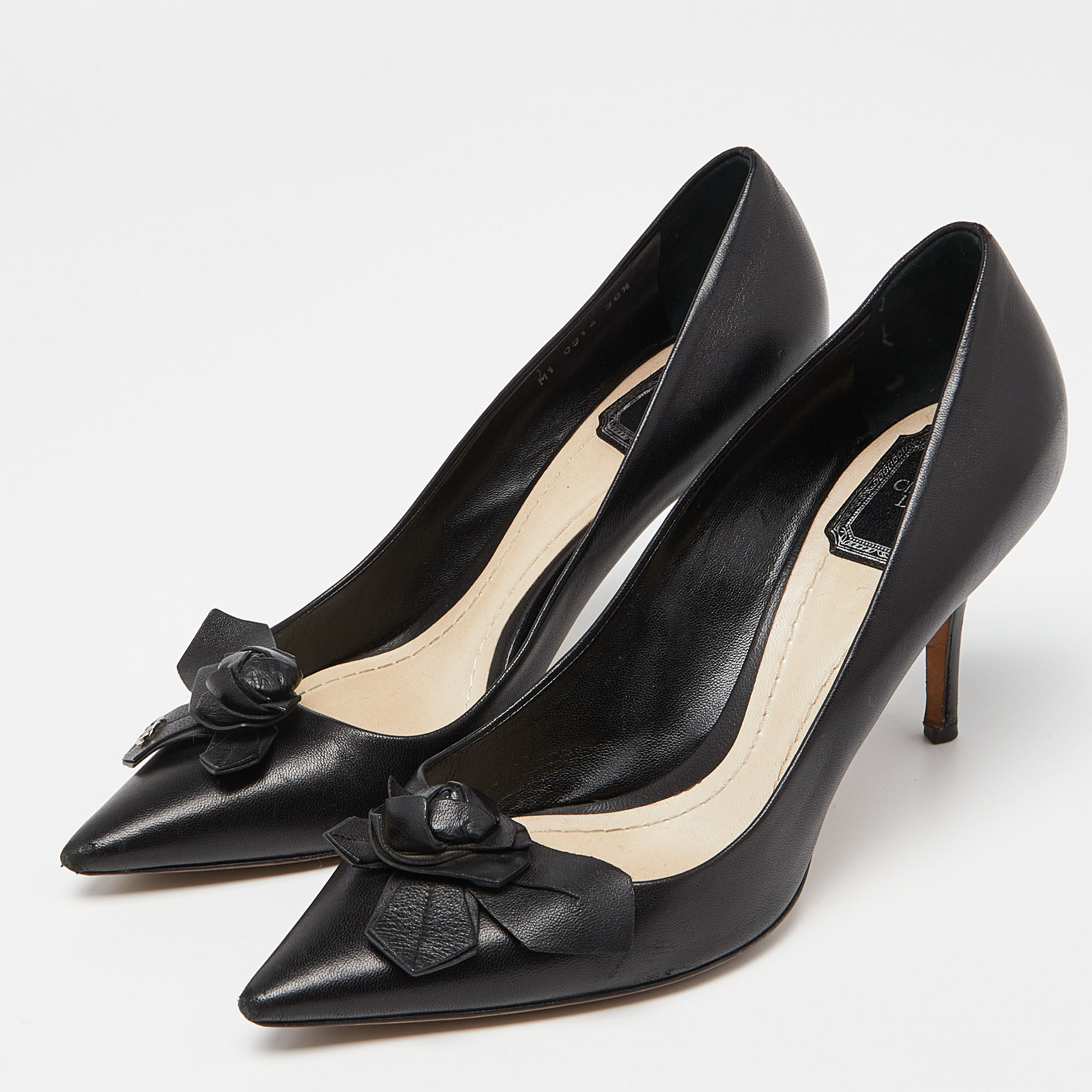 

Dior Black Leather Flower Detail Pointed Toe Pumps Size