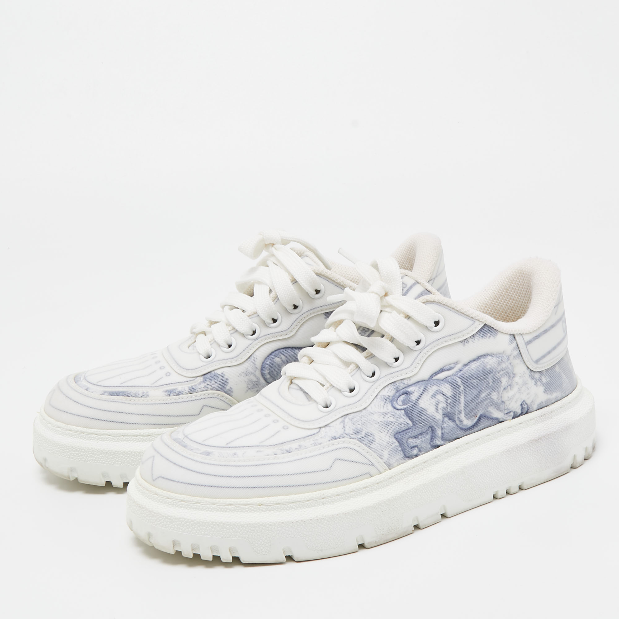 

Dior White/Blue Toile De Jouy Fabric Dior Addict Sneakers Size