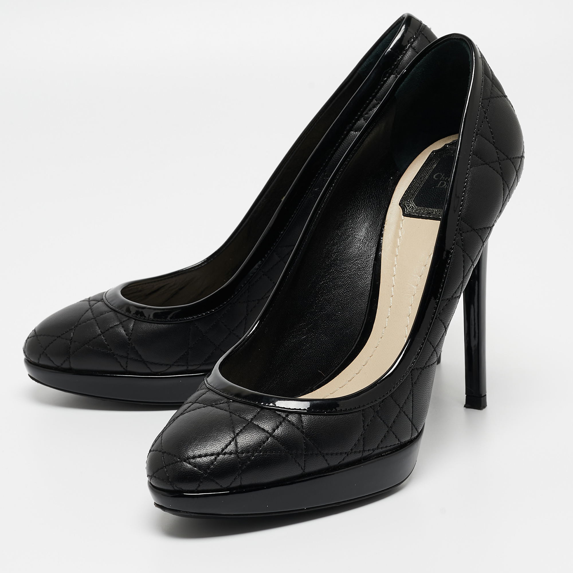

Dior Black Leather Cannage and Patent Round Toe Pumps Size