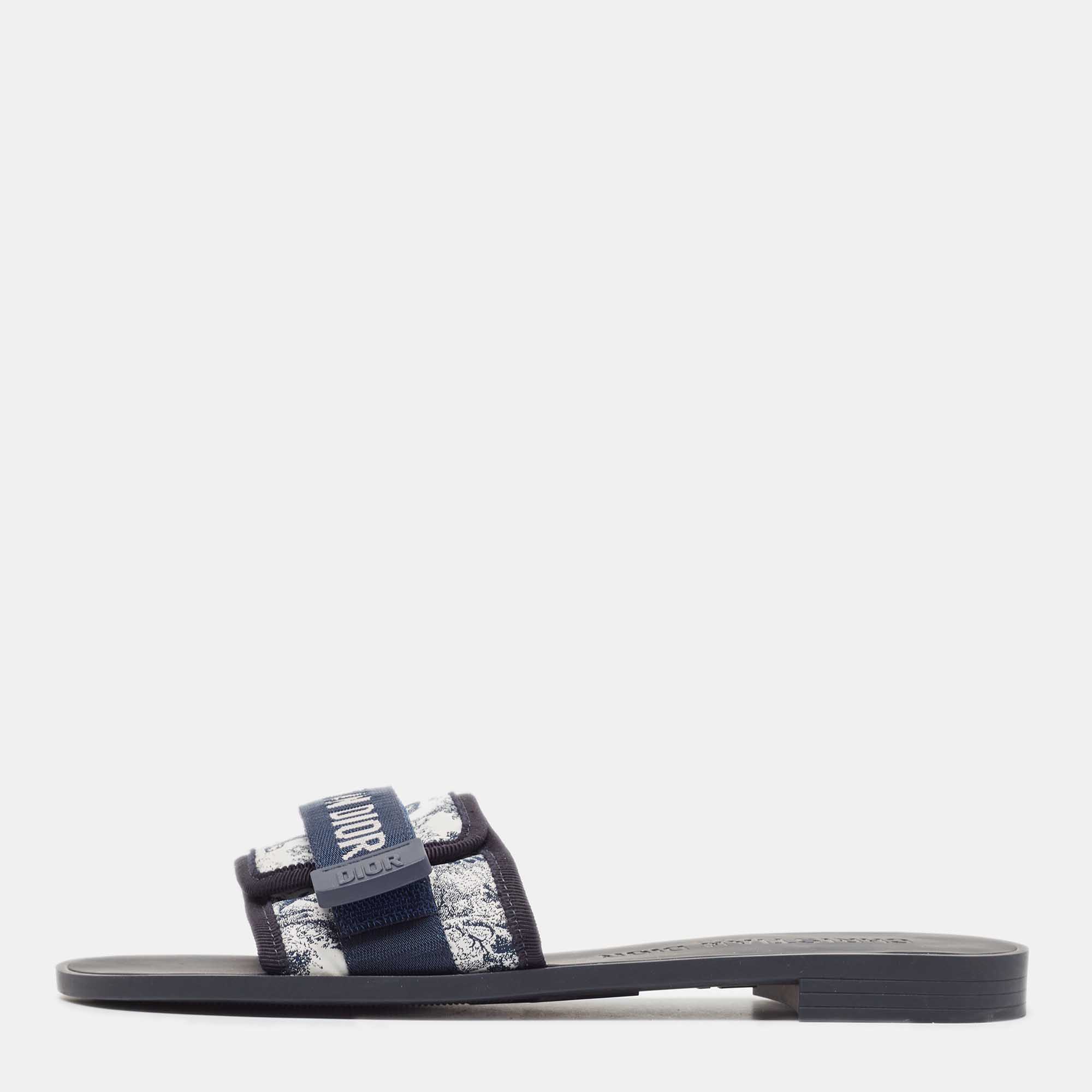 

Dior Navy Blue/White Printed Fabric Dio(r)evolution Slides Size