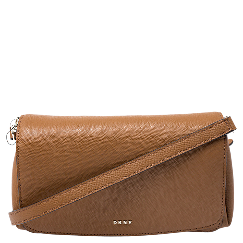 Pre Owned حقيبة كروس DKNY جلد بني فاتح بقلاب