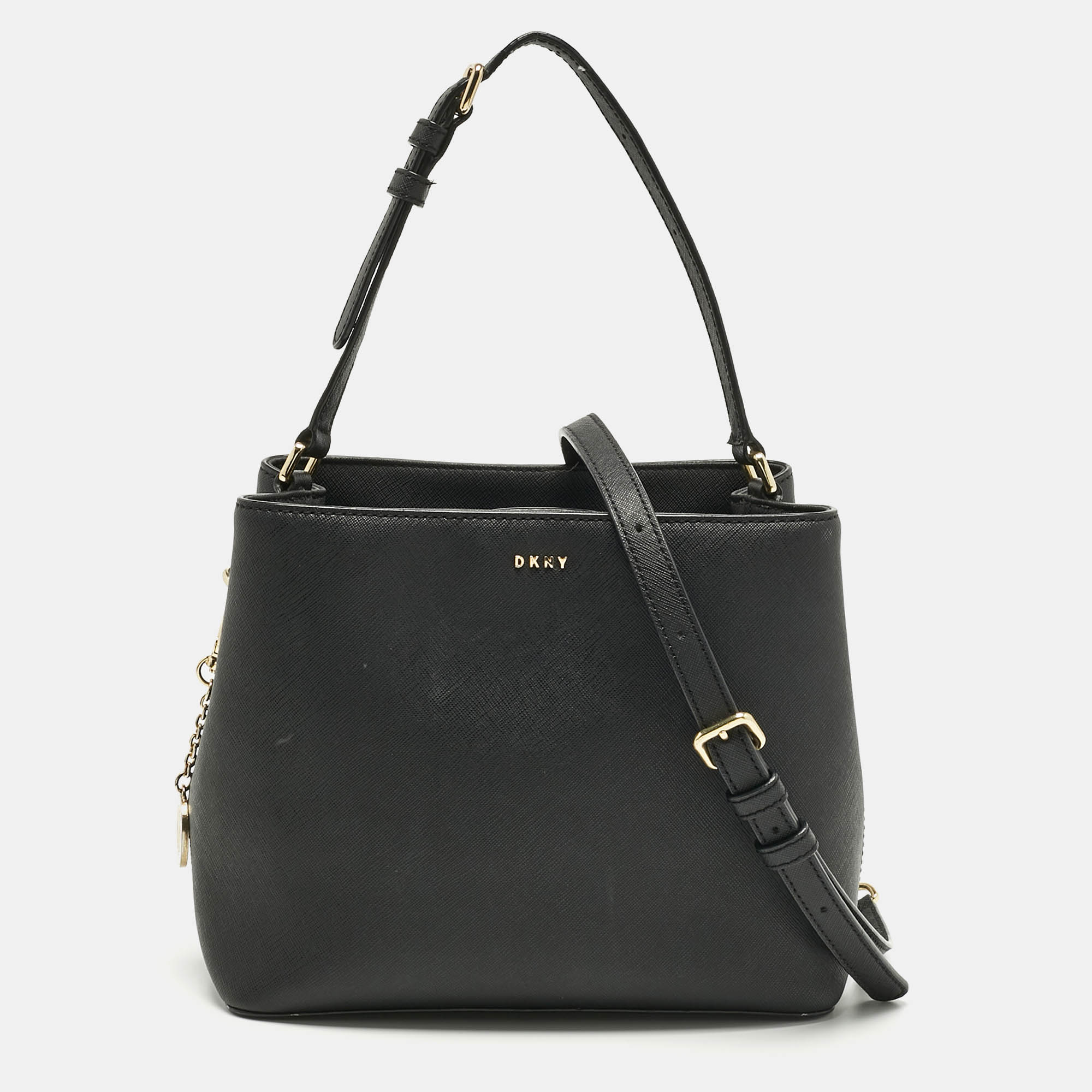 Pre-owned Dkny Black Leather Bryant Park Bucket Bag