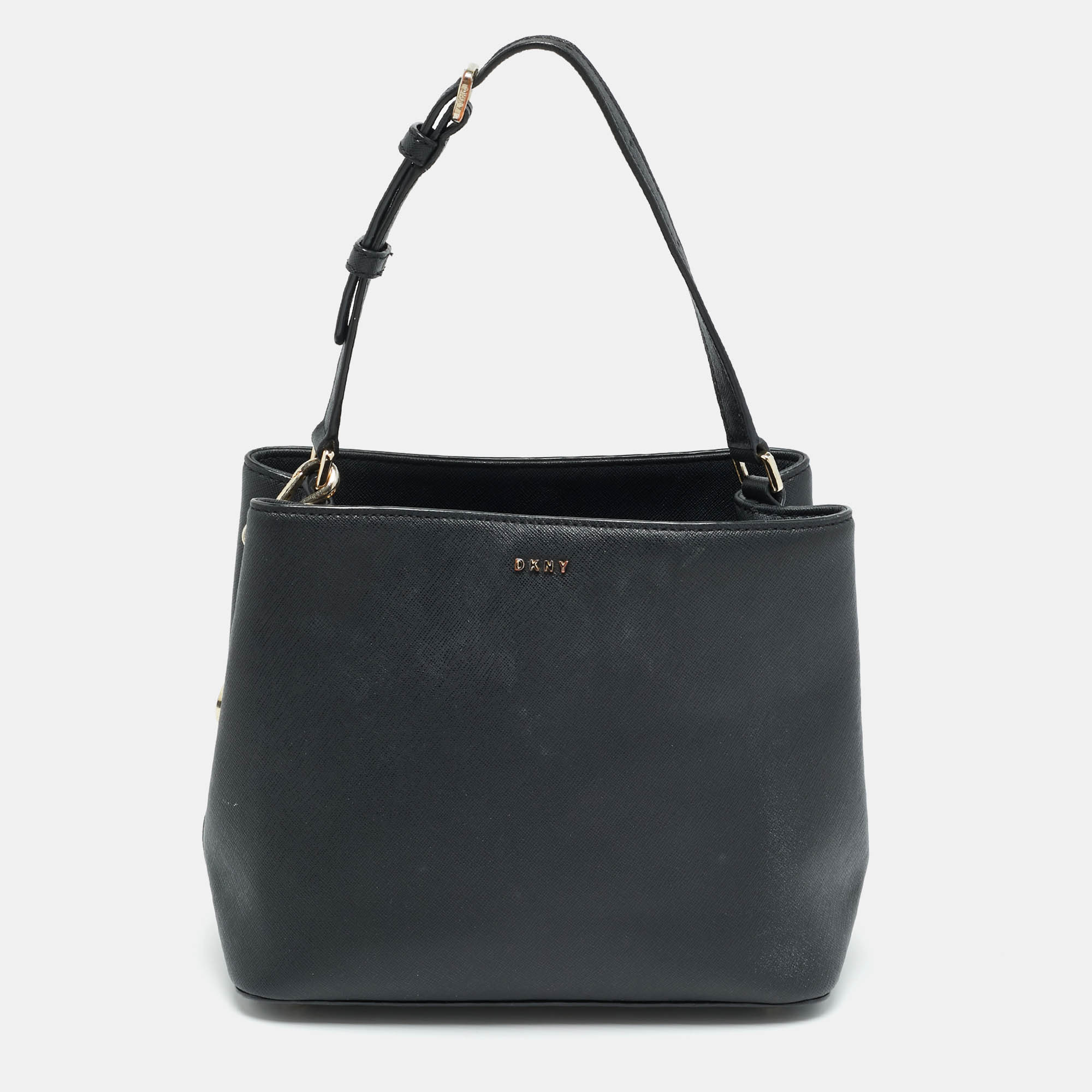 

Dkny Bryant Park Black Leather Bucket Bag