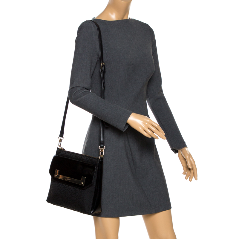 

Dkny Black Leather Flap Shoulder Bag