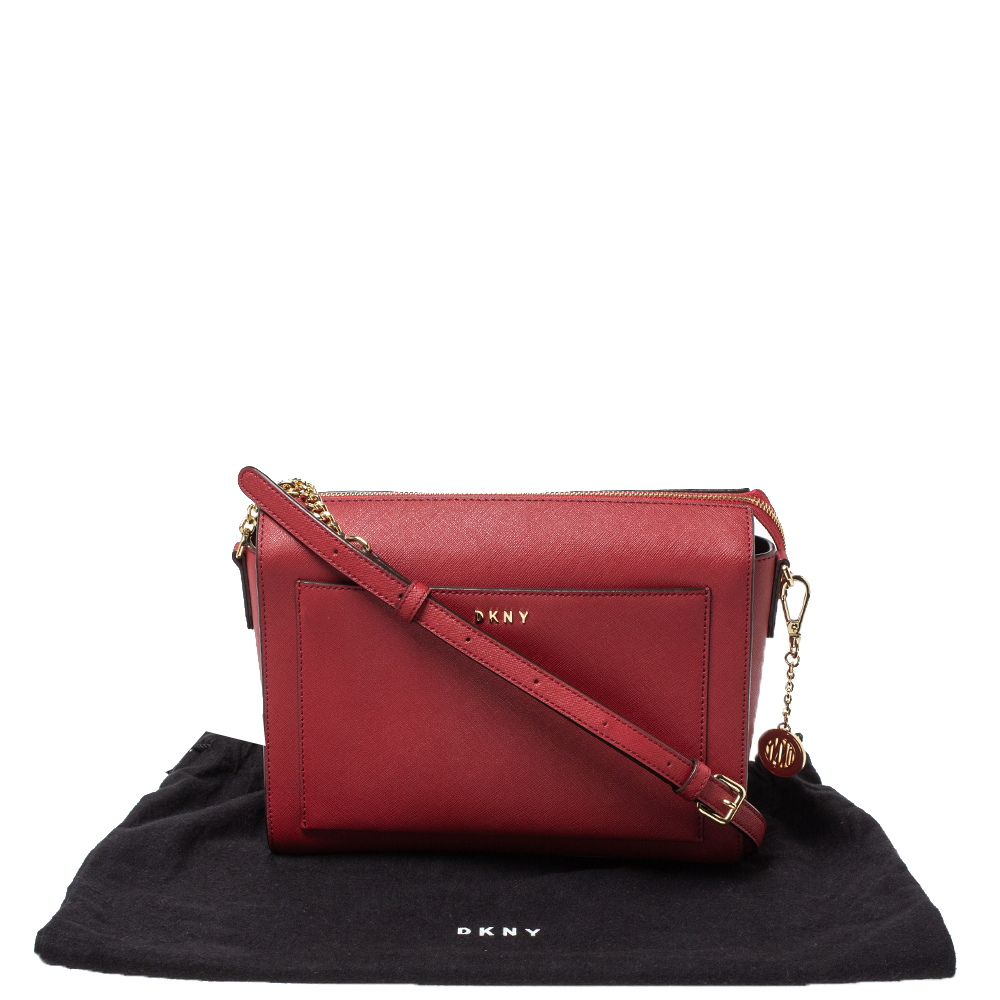 DKNY Donna Karan Camera Red Leather Messenger Shoulder Bag Crossbody  ref.355732 - Joli Closet