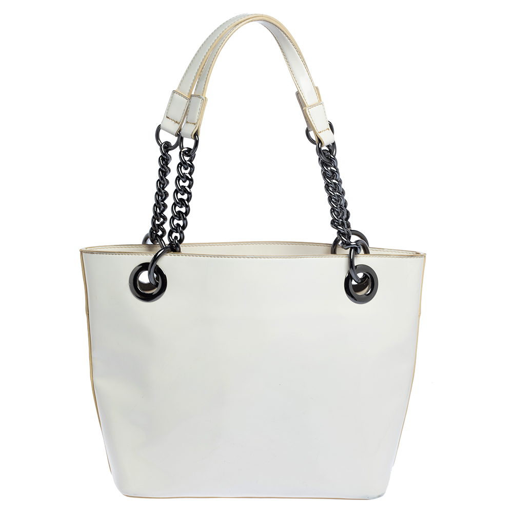 

Dkny White Patent Leather Chain Tote