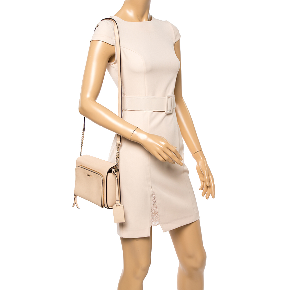

Dkny Beige Leather Bryant Park Pocket Crossbody Bag