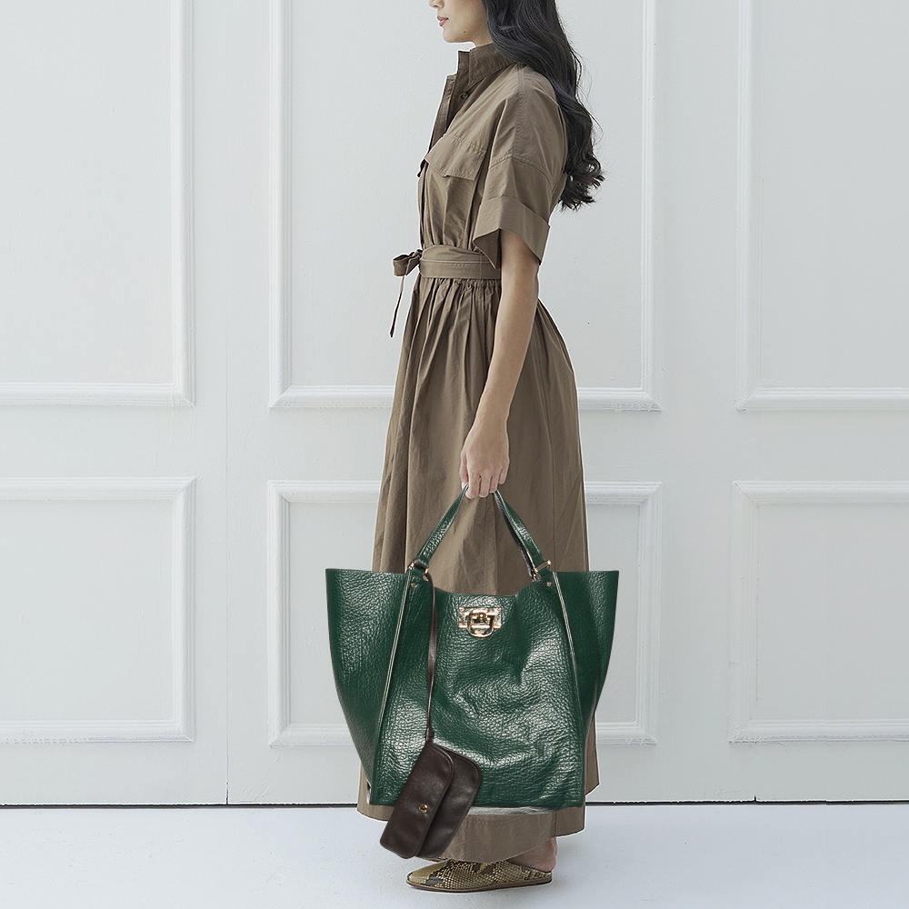 

DKNY Green Leather Tote