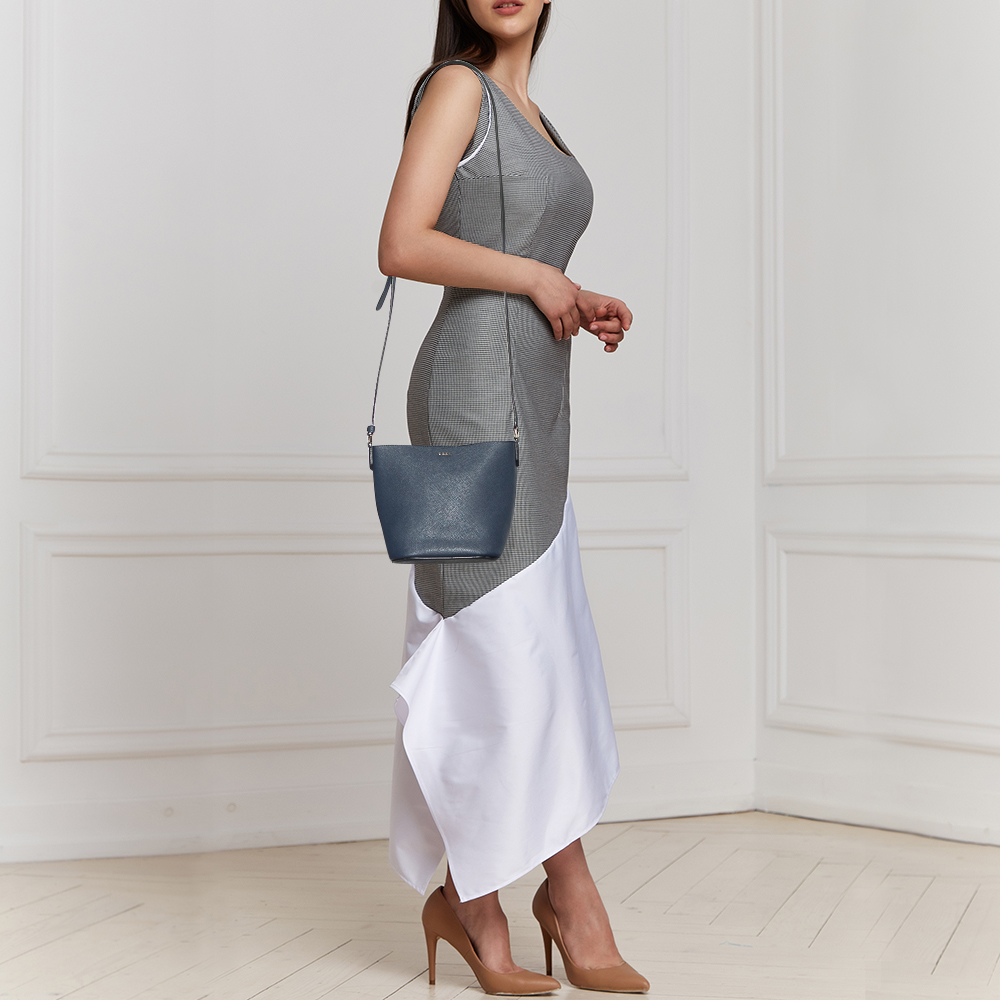 

DKNY Navy Blue Leather Crossbody Bucket Bag