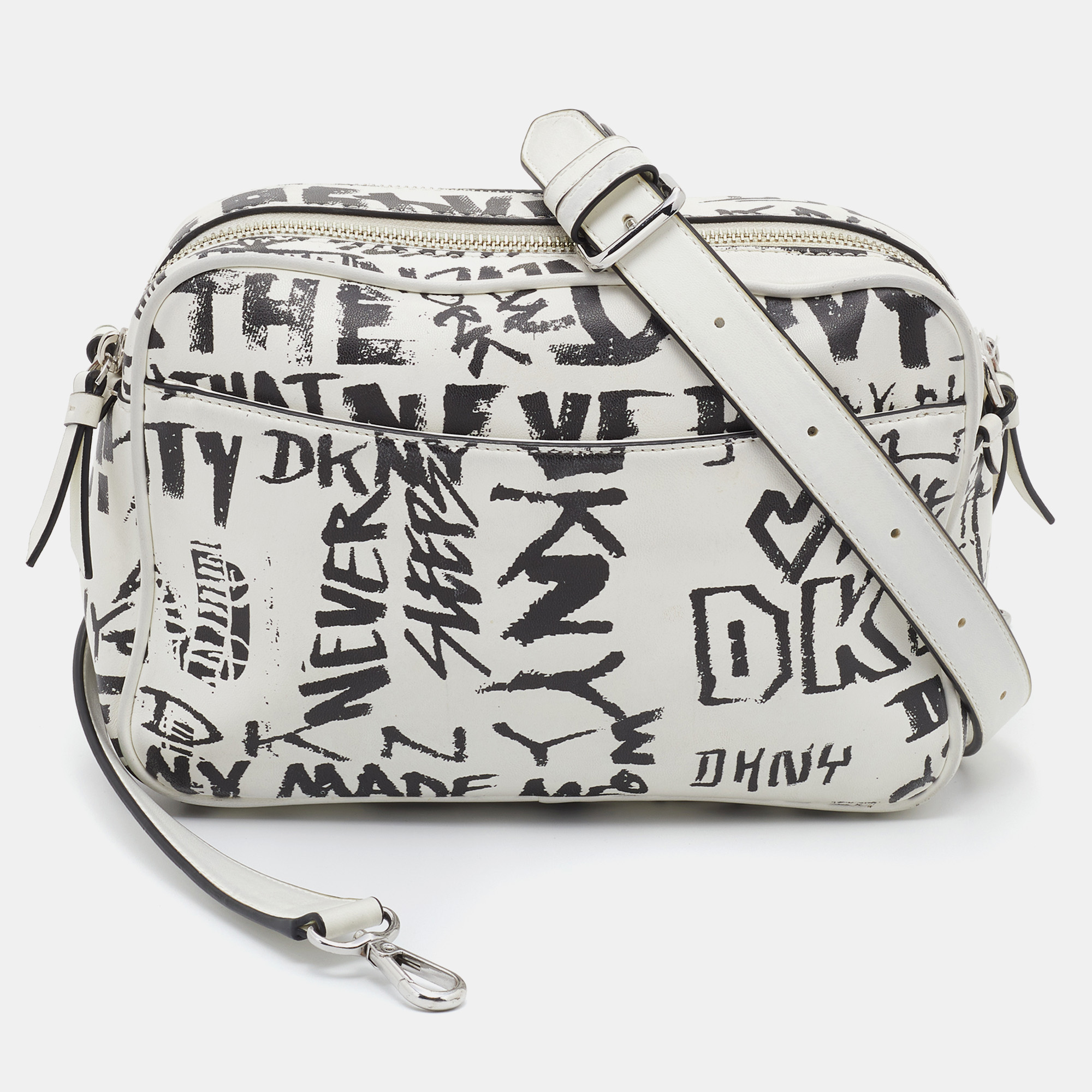 Preowned Dkny White/black Graffiti Print Leather Erin Camera Crossbody
