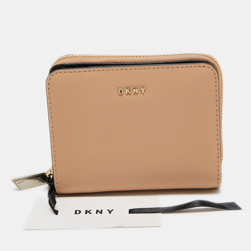 Pre-owned Dkny Beige Saffiano Leather Zip Around Compact Wallet