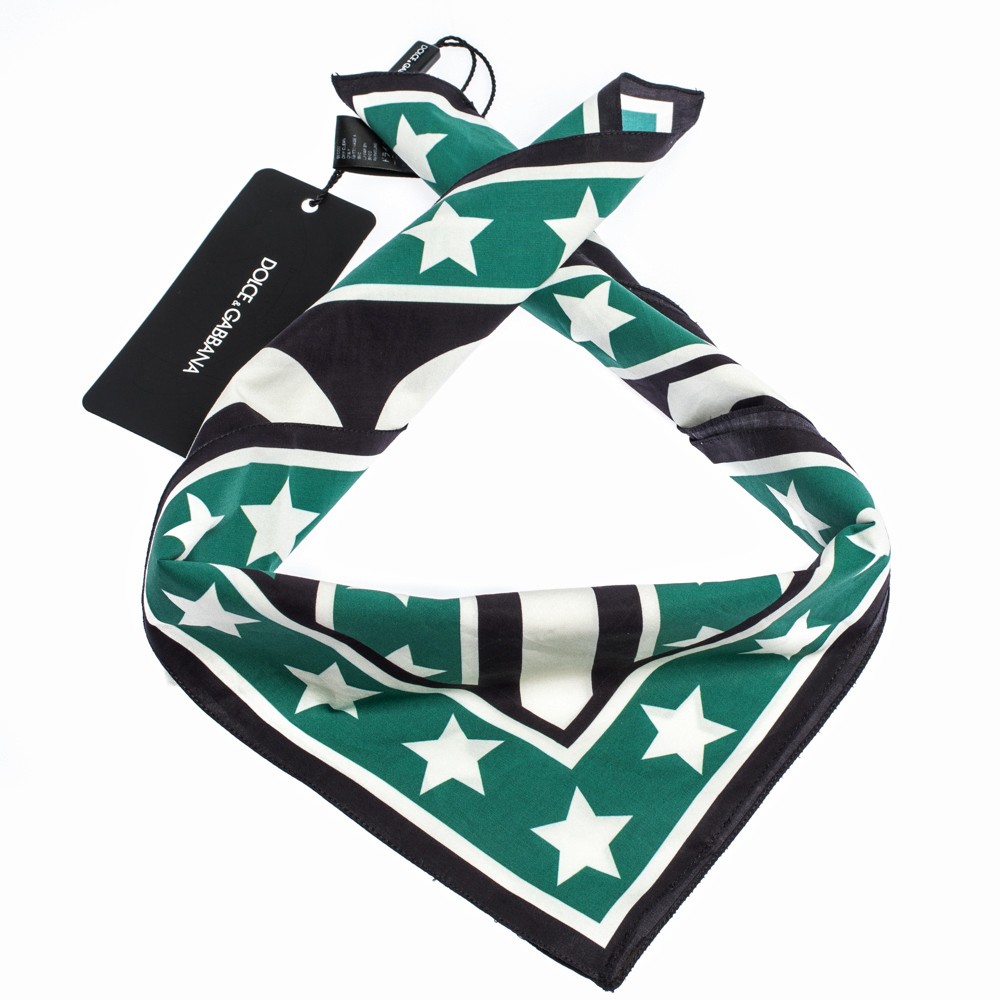 Pre Owned Dolce & Gabbana Black/Green Print DG Queen Cotton Scarf